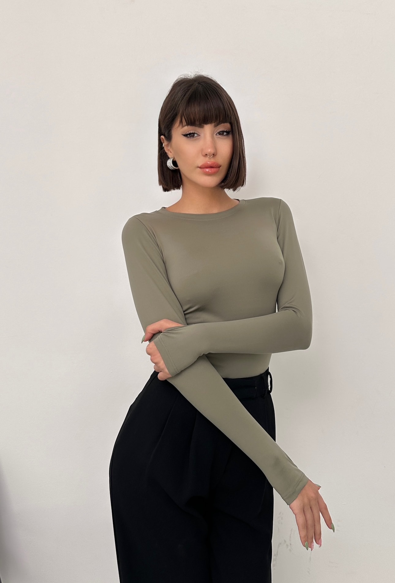 MODAL KUMAŞ PARMAK GEÇİRMELİ UZUN KOL BODY