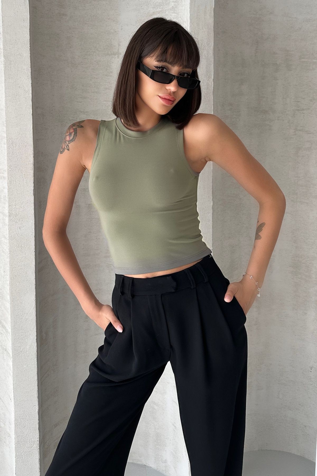 MODAL KUMAŞ BİSİKLET YAKA KOLSUZ BODY