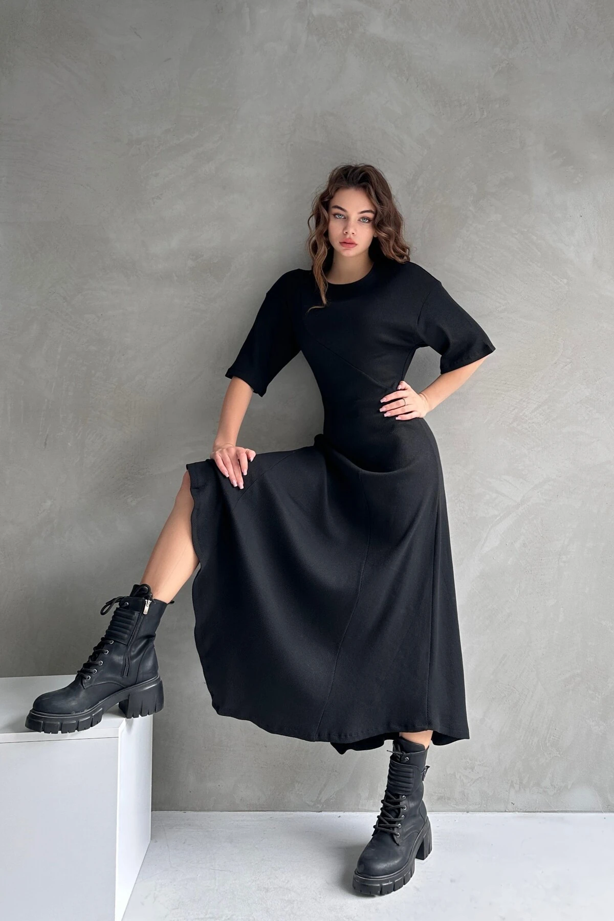 ASİMETRİK KESİM TASARIM KAŞKORSE ELBİSE - si̇yah