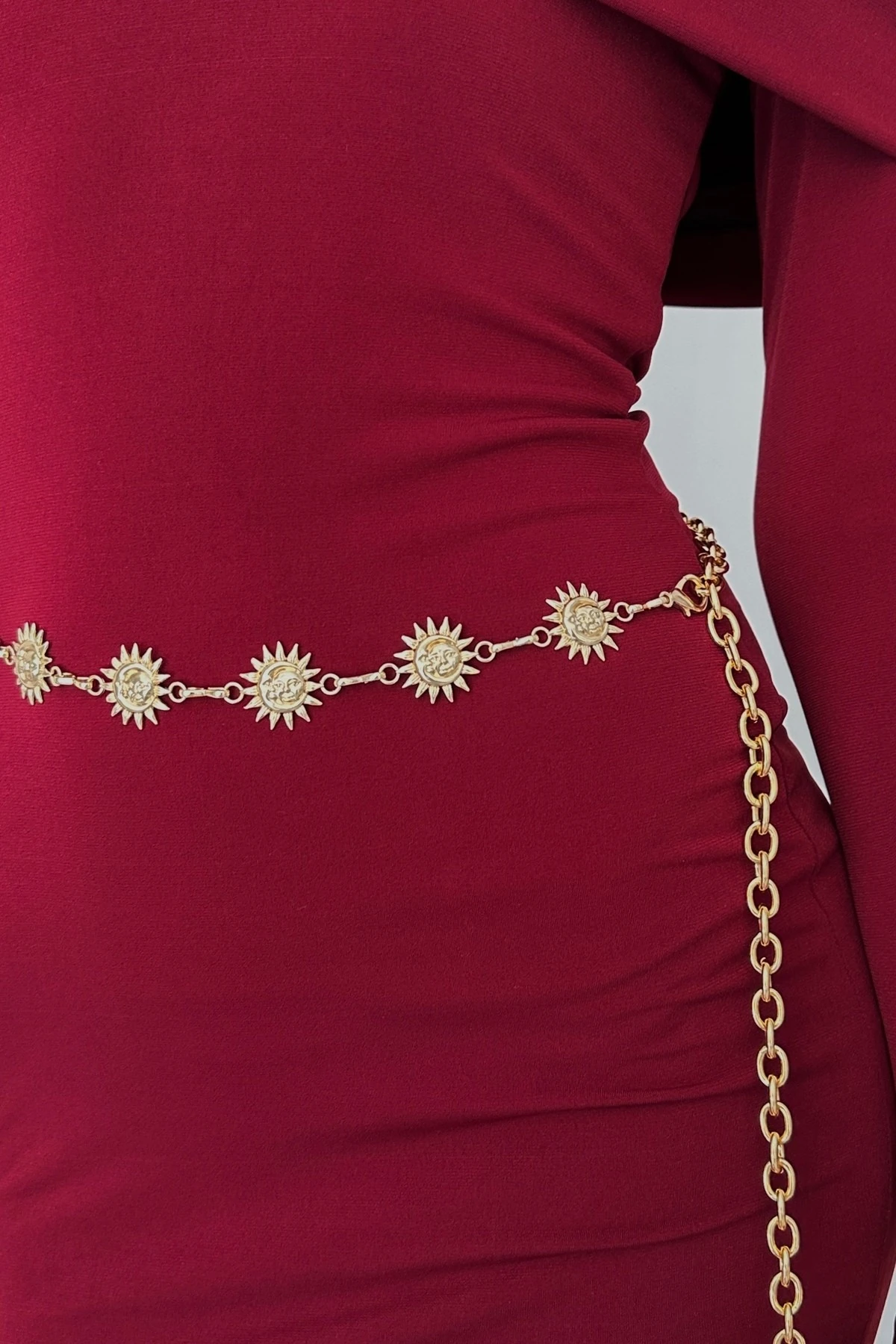 Güneş Desenli Tasarım Gold Zincir Kemer