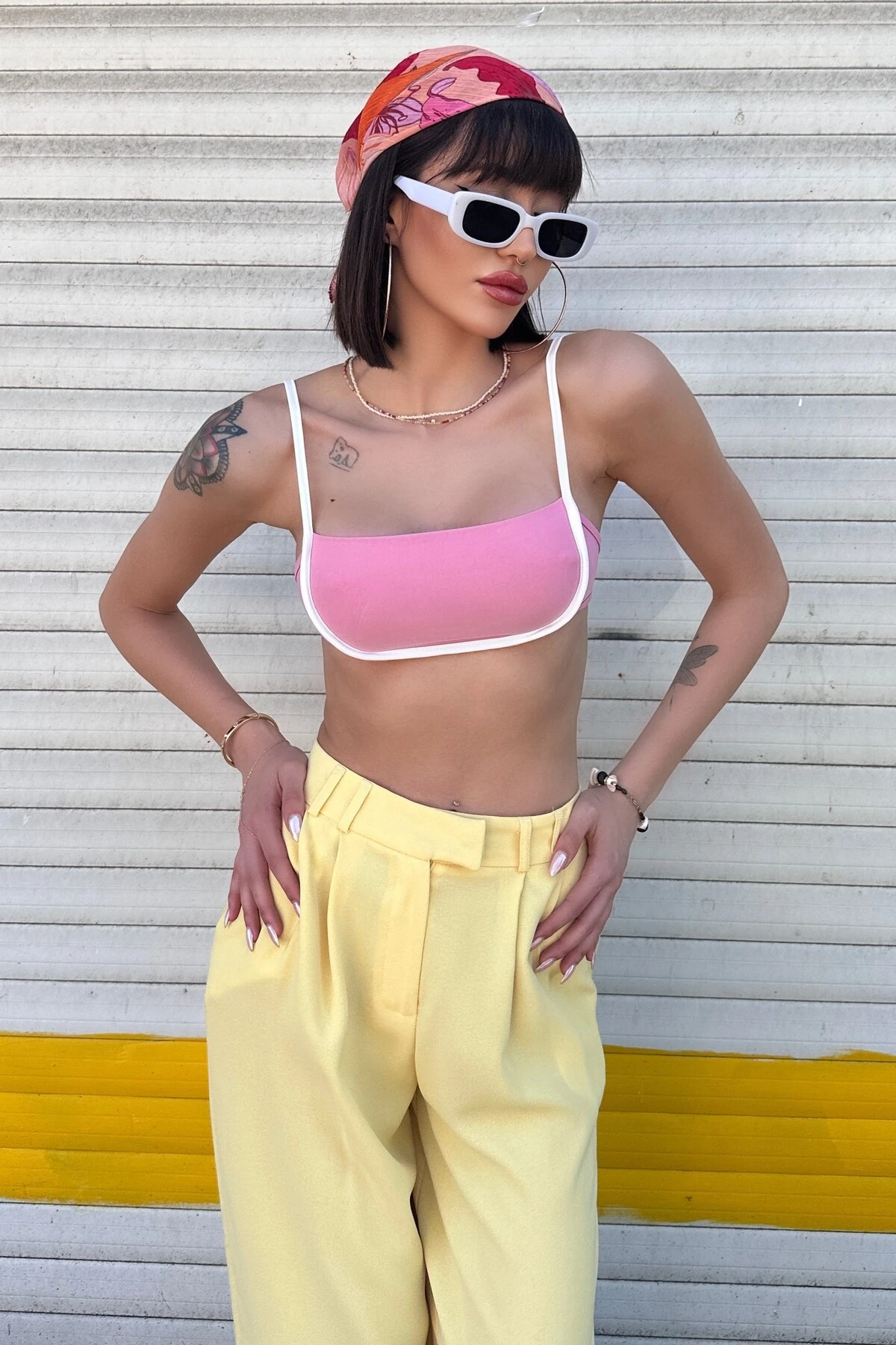 KENDALL SANDY CROP TOP