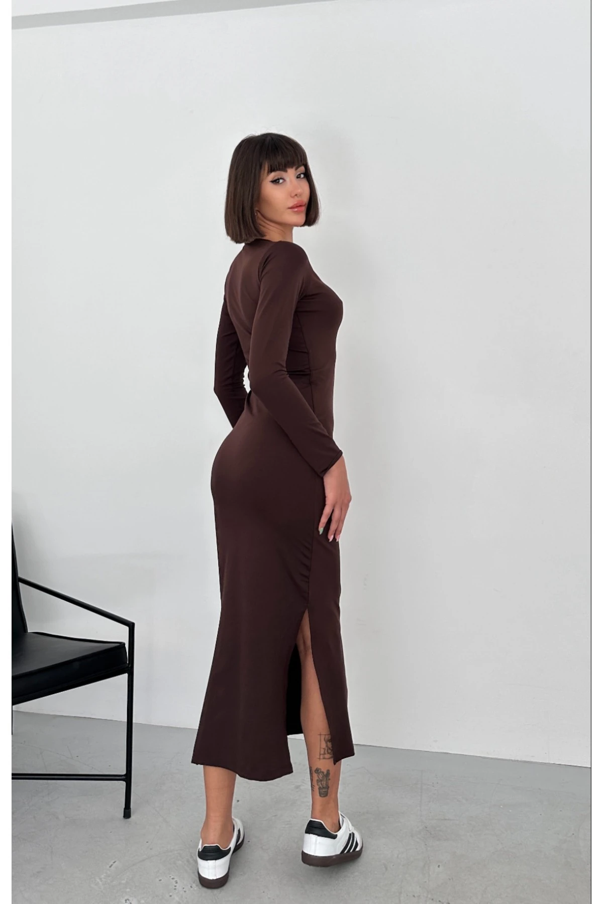 CİNDY YIRTMAÇLI UZUN ELBİSE