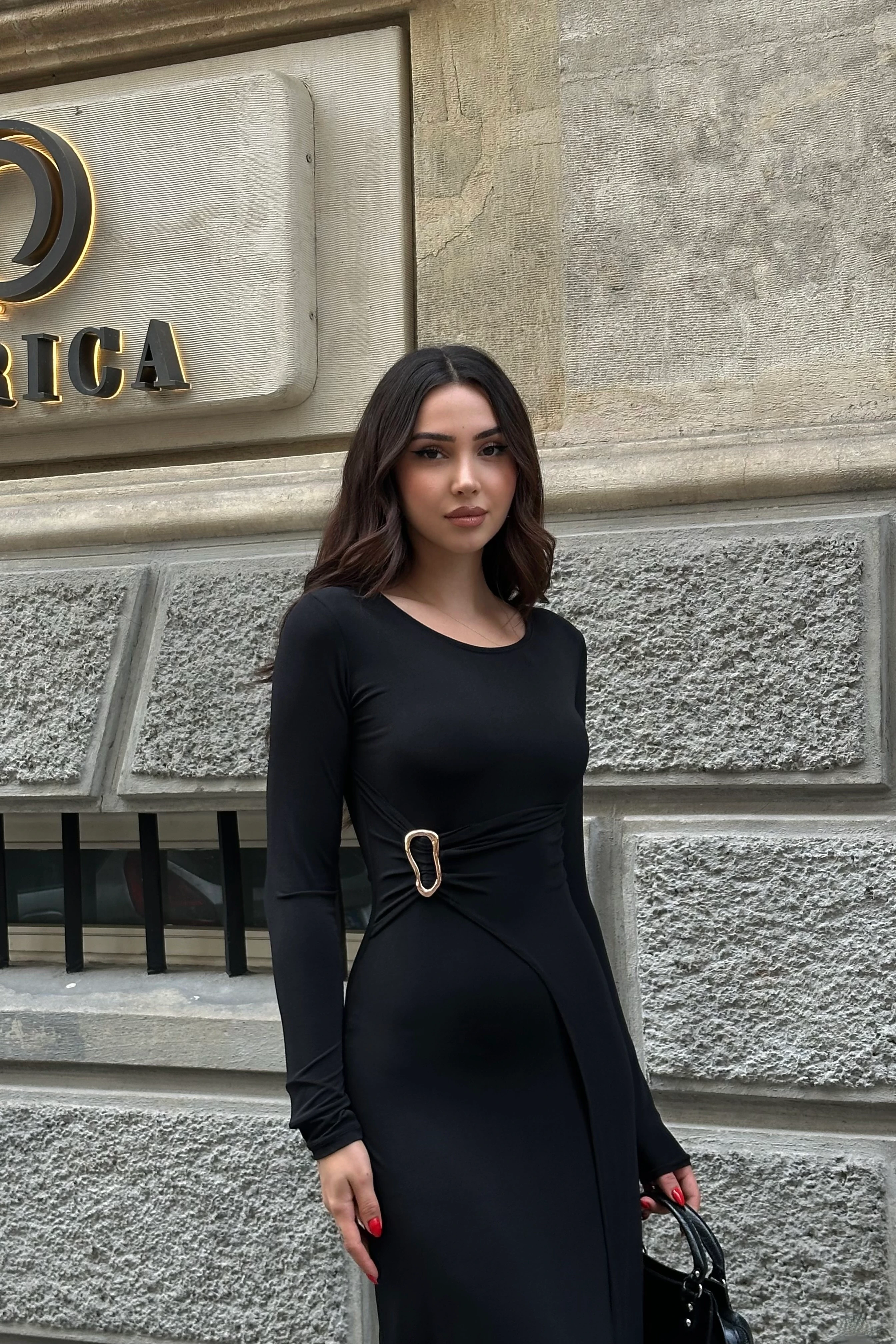 TOKA DETAYLI YARASA KOL SANDY ELBİSE