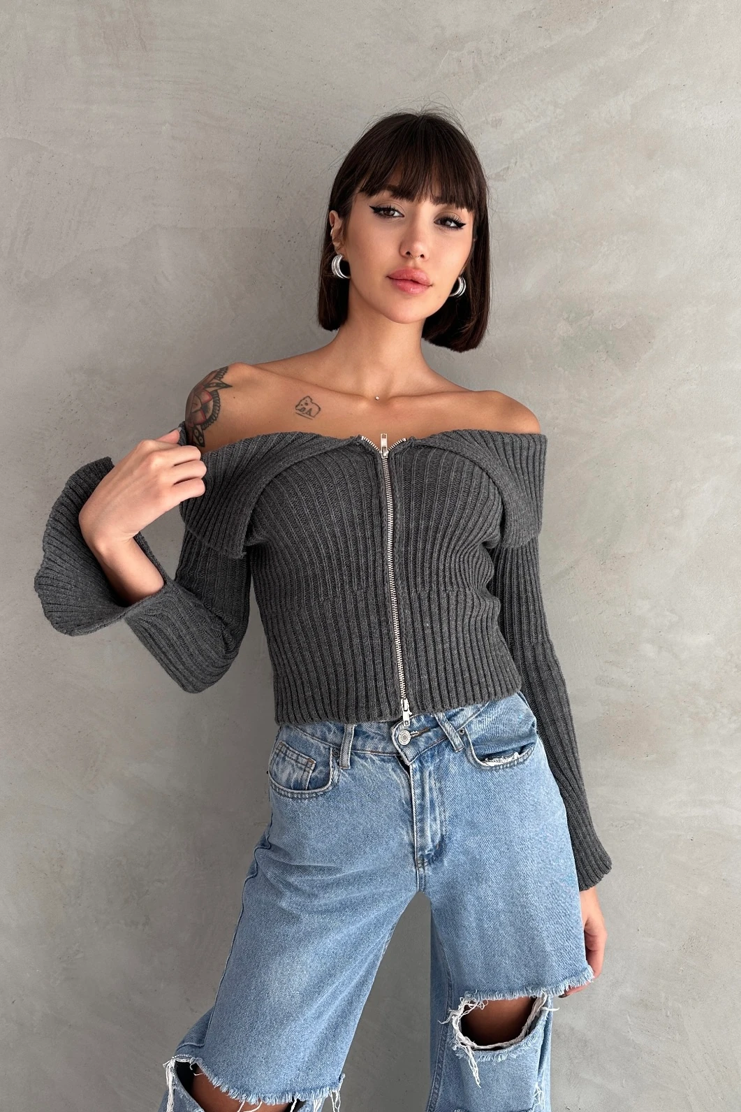 MADONNA YAKA FERMUARLI TRİKO HIRKA - gri