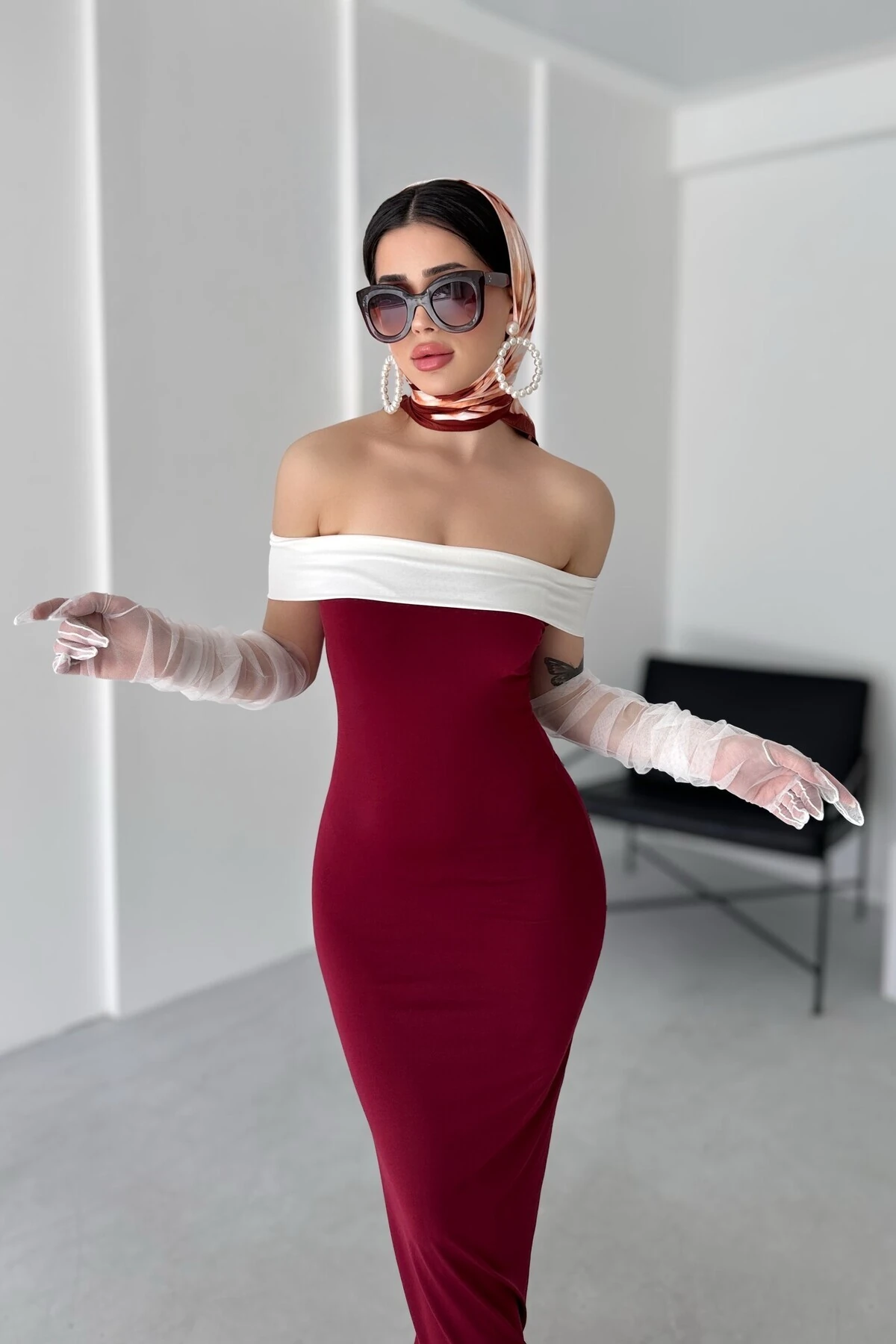 MADONNA YAKA SANDY ELBİSE