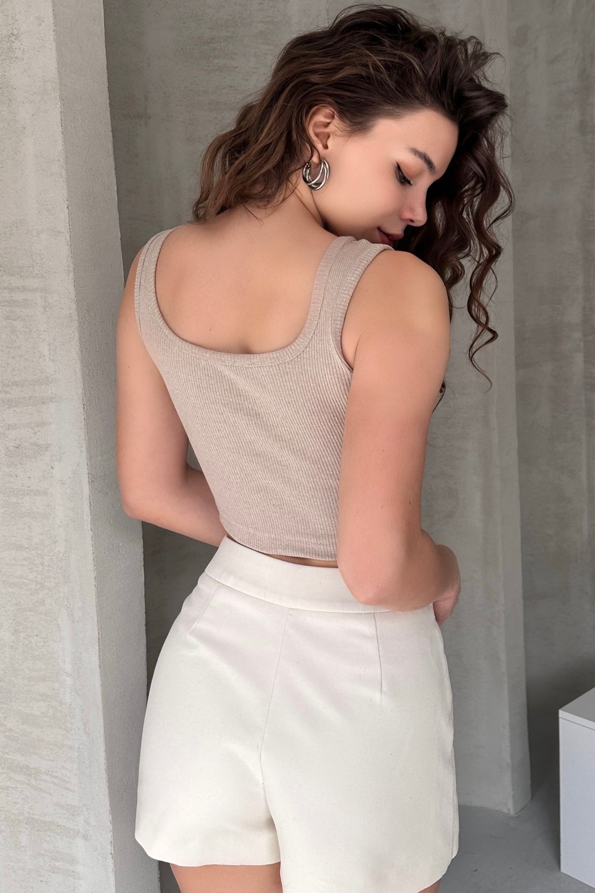 5' li PAKET  U YAKA, FİTİLLİ GÖRÜNÜMLÜ, KALIN ASKILI, KAŞKORSE CROP ATLET