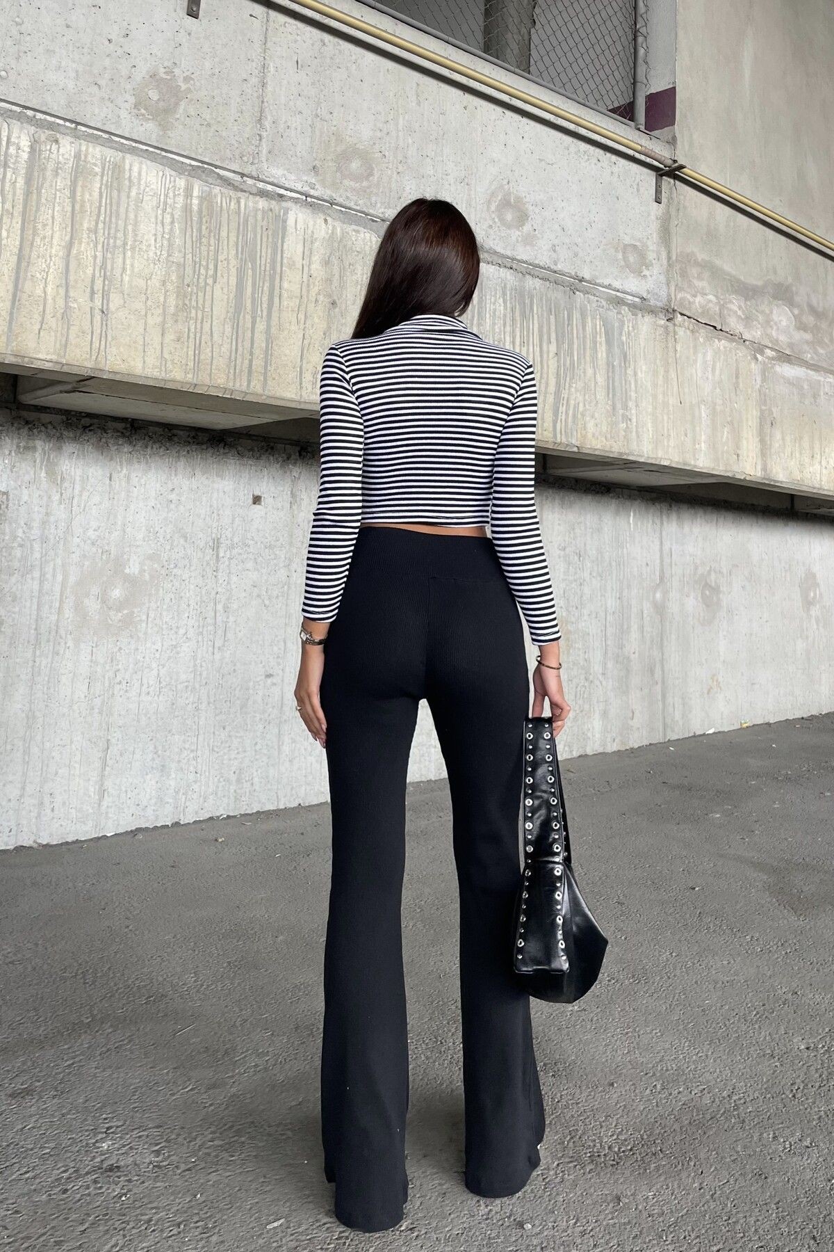 BALIKÇI YAKA ÇİZGİLİ CROP İSPANYOL PAÇA KAŞKORSE TAKIM