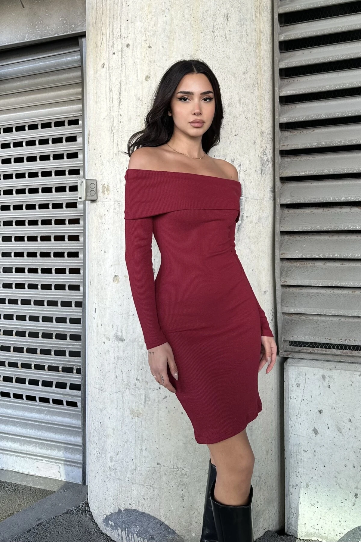 KAŞKORSE MADONNA YAKA ELBİSE