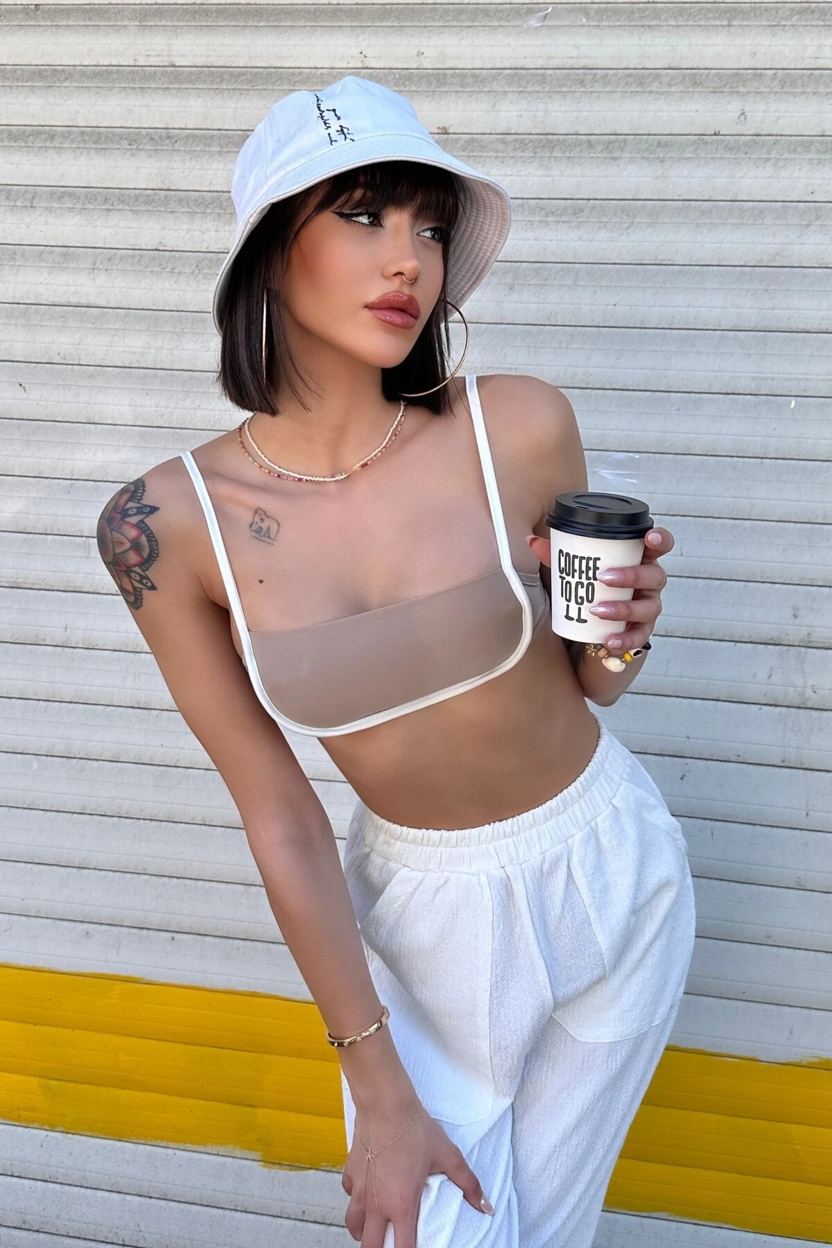 KENDALL SANDY CROP TOP - bej