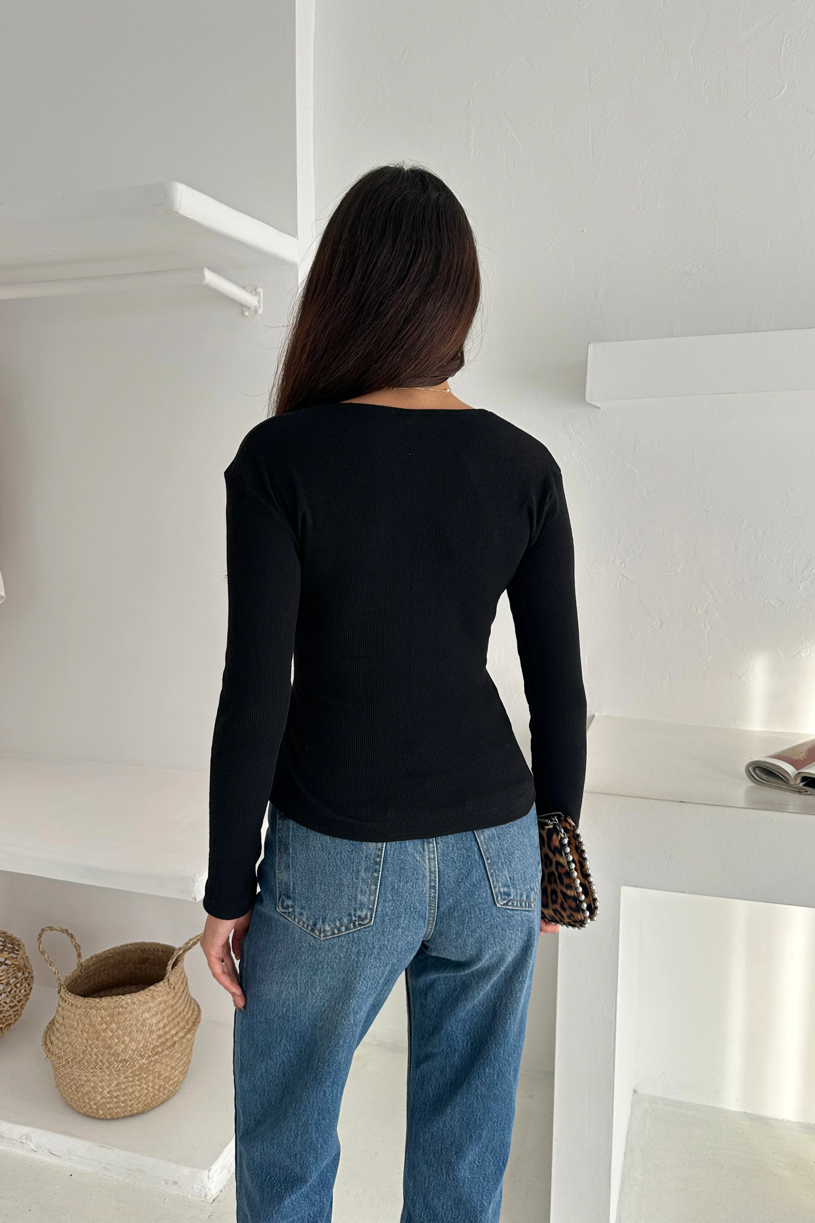 KRUVAZE YAKA TOKA DETAYLI UZUN KOL KAŞKORSE BLUZ