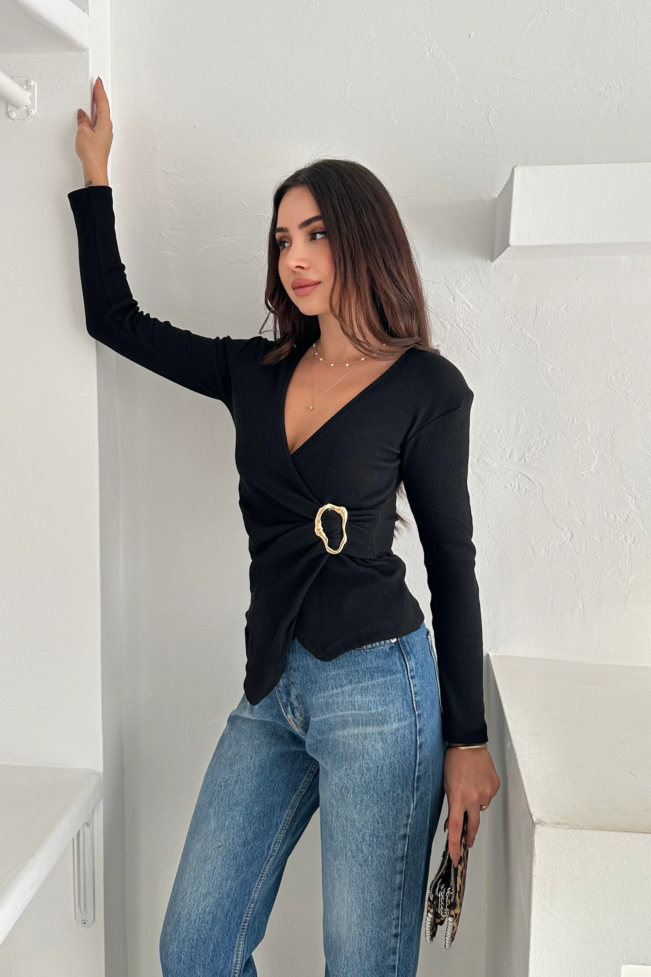 KRUVAZE YAKA TOKA DETAYLI UZUN KOL KAŞKORSE BLUZ