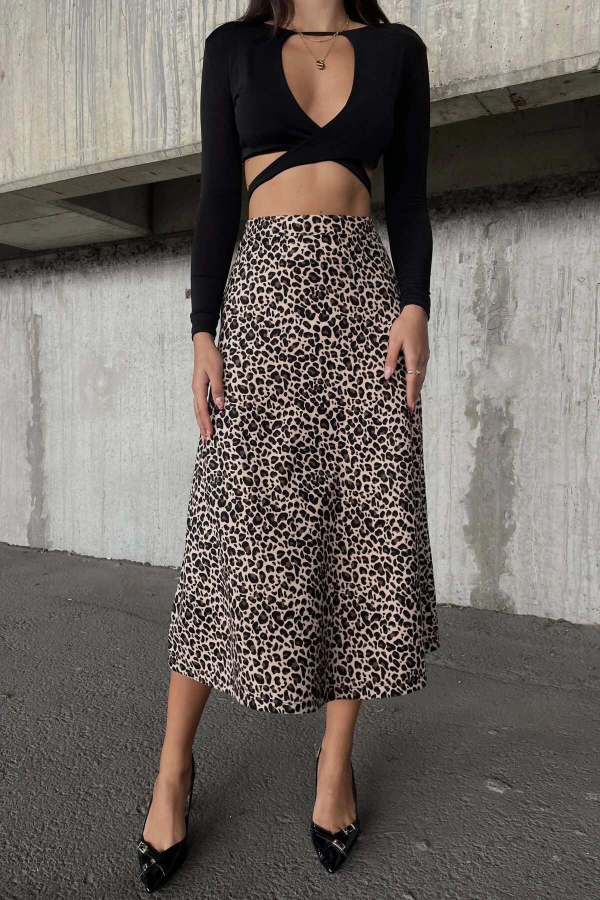 LEOPAR DESENLİ SÜET KLOŞ ETEK