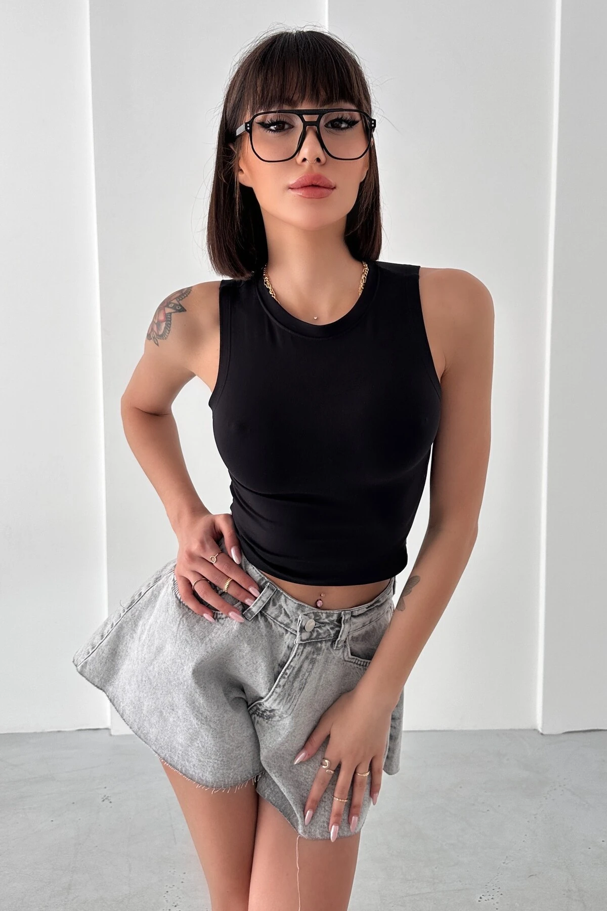 MODAL KUMAŞ BİSİKLET YAKA KOLSUZ BODY - si̇yah