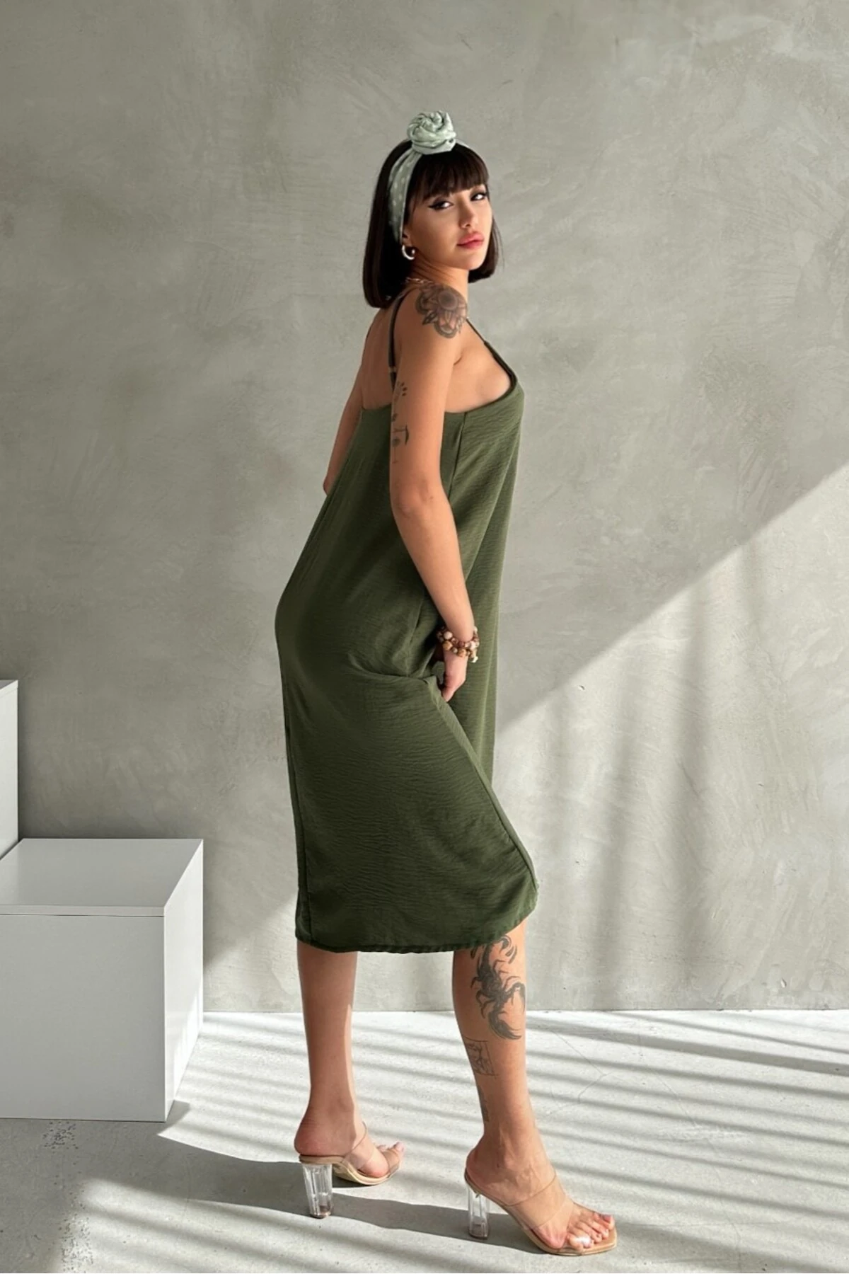 Aerobin Kumaş Ayarlanabilir Askılı Uzun Elbise