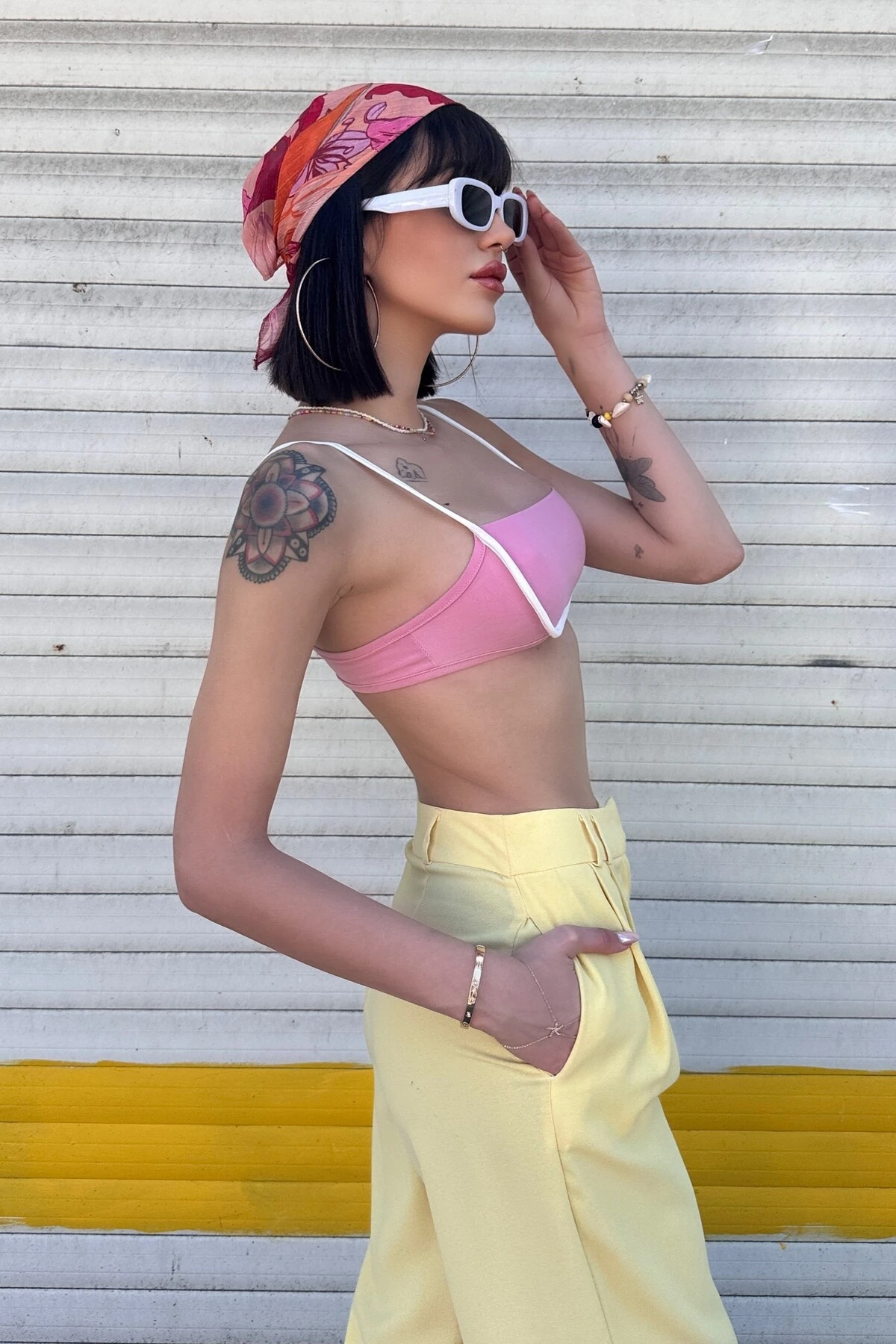 KENDALL SANDY CROP TOP