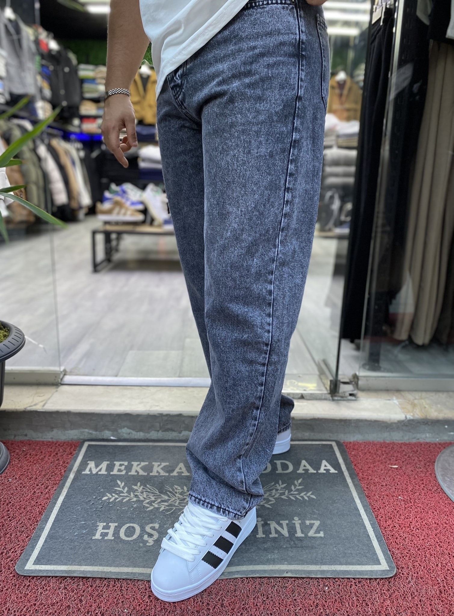 Baggy Jeans Siyah Taşlama