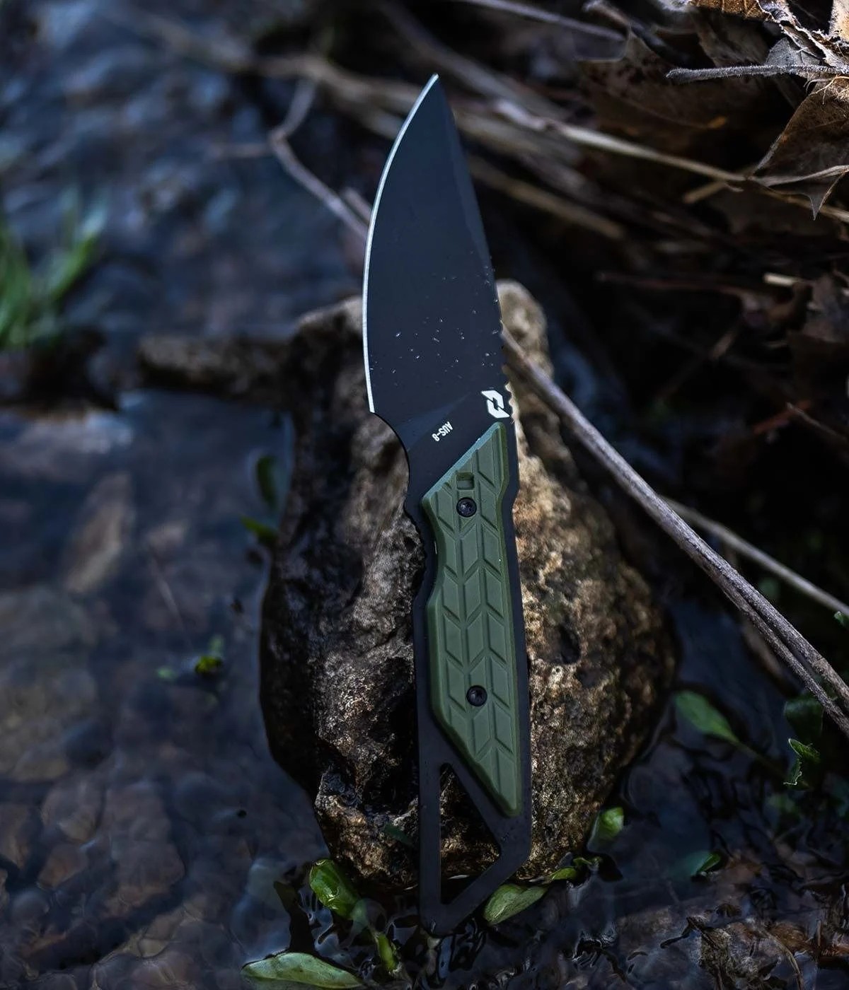 Schrade Delta Outback Fixed Blade Aus-8 Overmolded Çakı 1182497