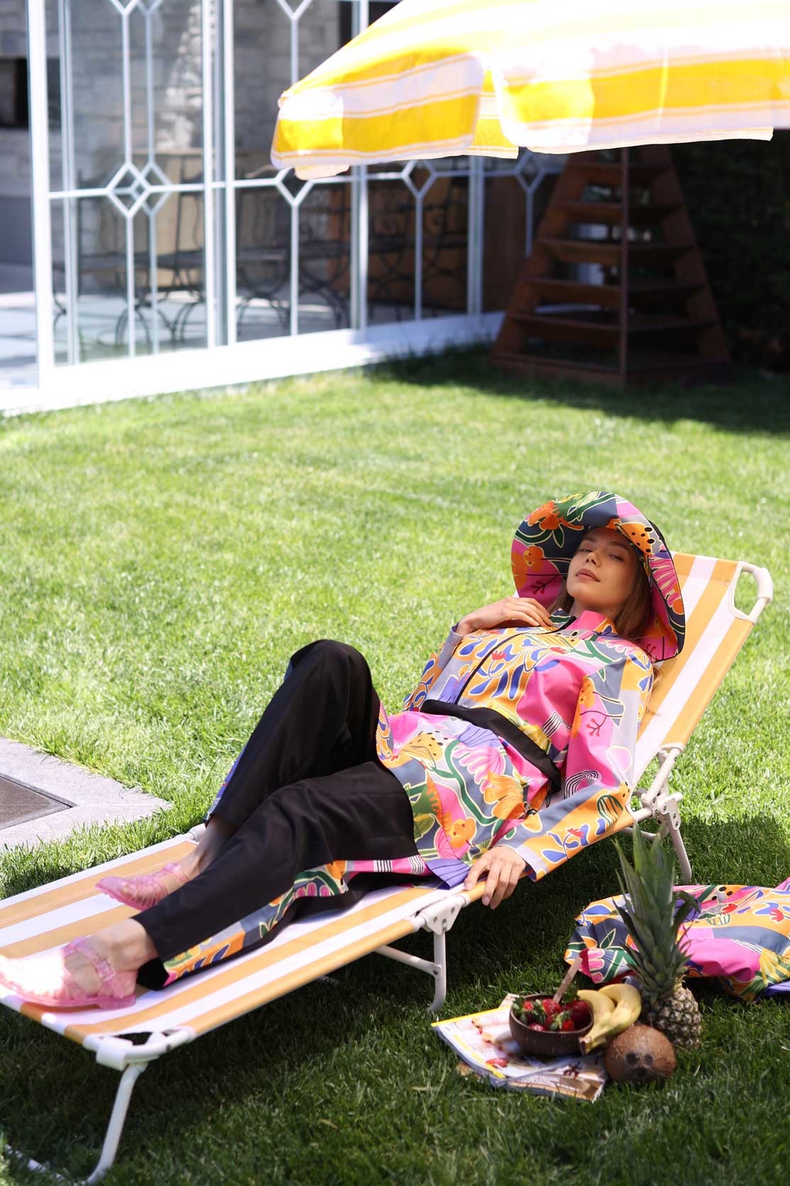 Pineapple Patterned Black Hooded Hijab Swimsuit