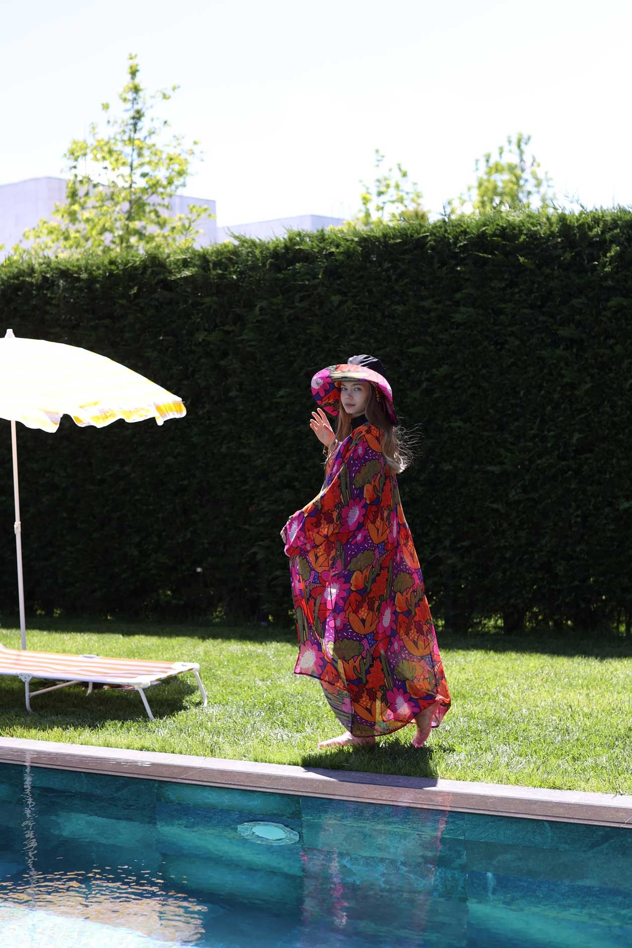 Pineapple Patterned Black Hooded Hijab Swimsuit