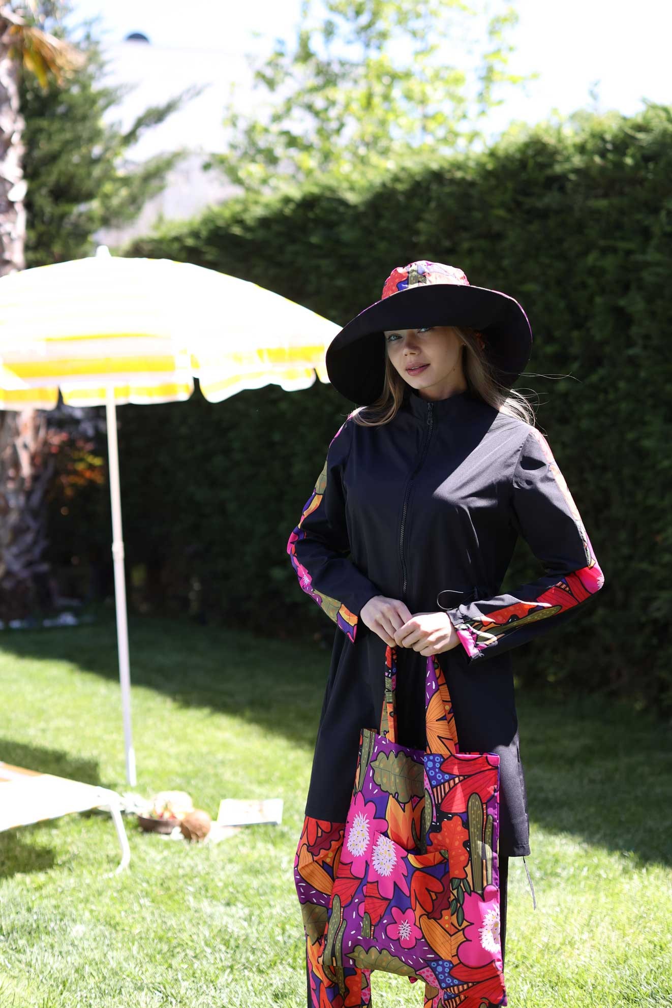 Pineapple Patterned Black Hooded Hijab Swimsuit