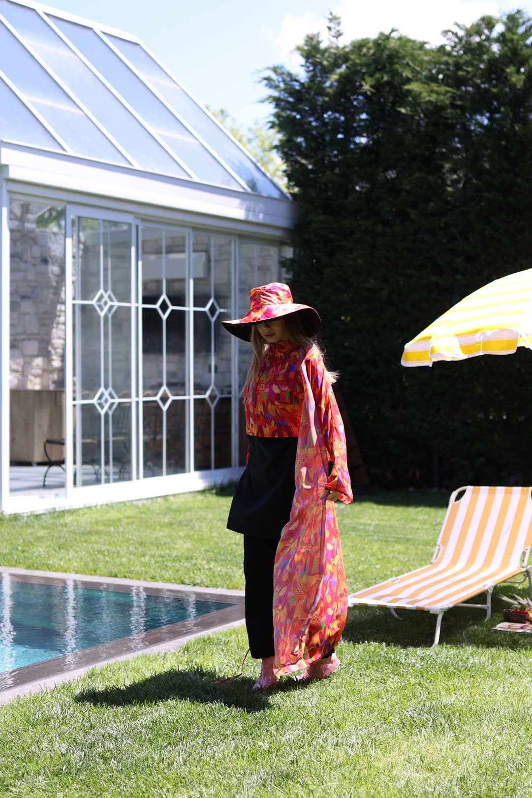 Pineapple Patterned Black Hooded Hijab Swimsuit