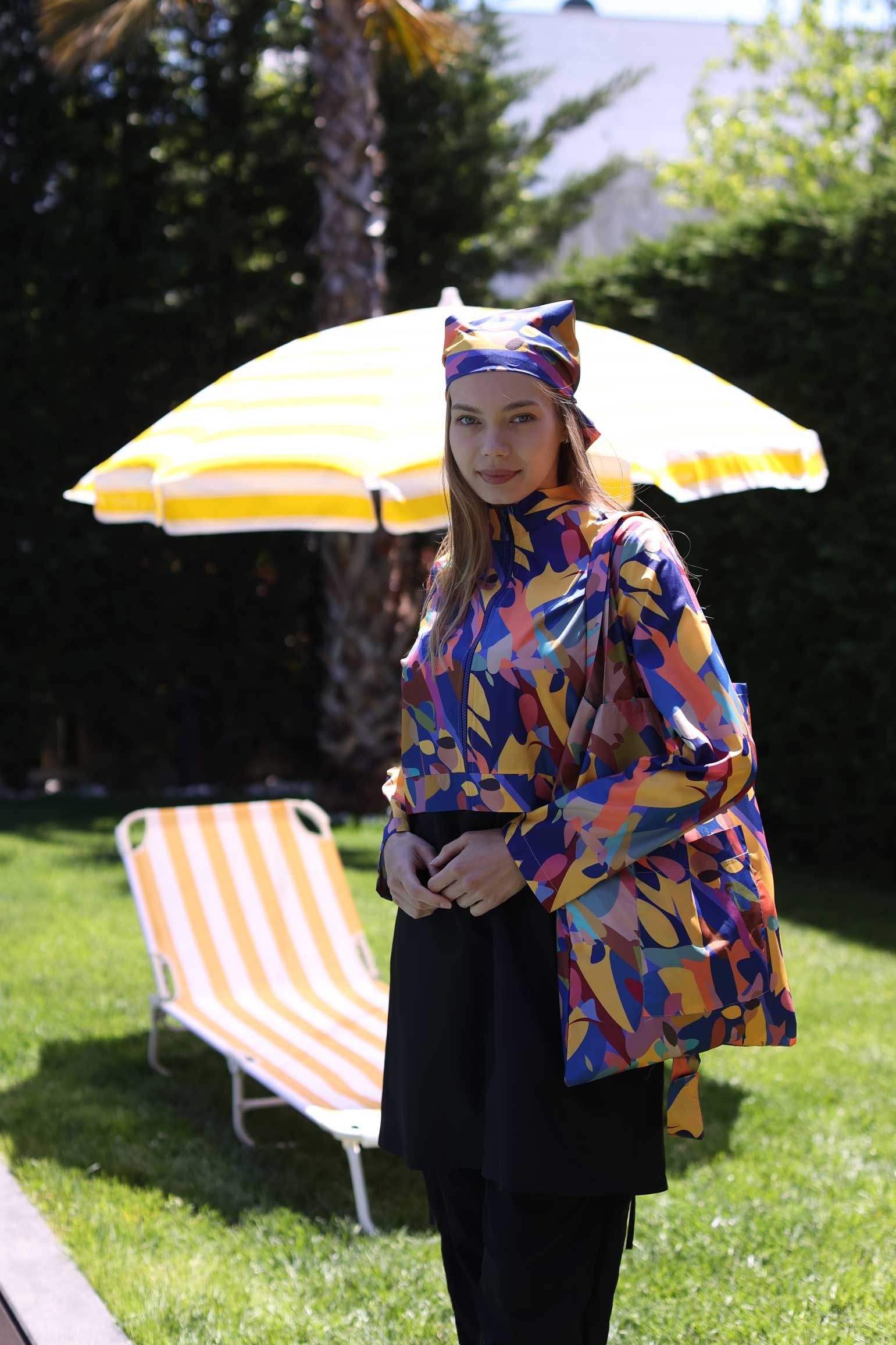 Pineapple Patterned Black Hooded Hijab Swimsuit
