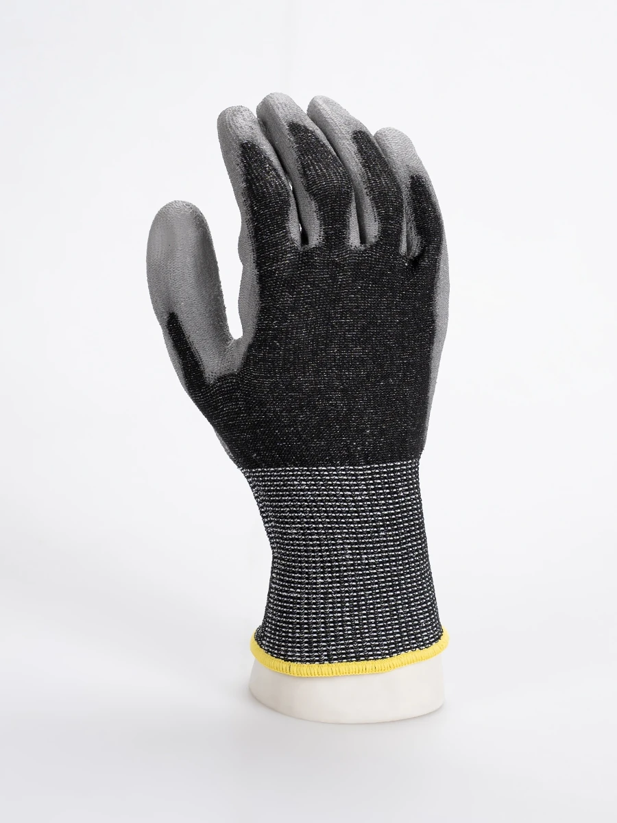 Cerva Garrulus Eldiven