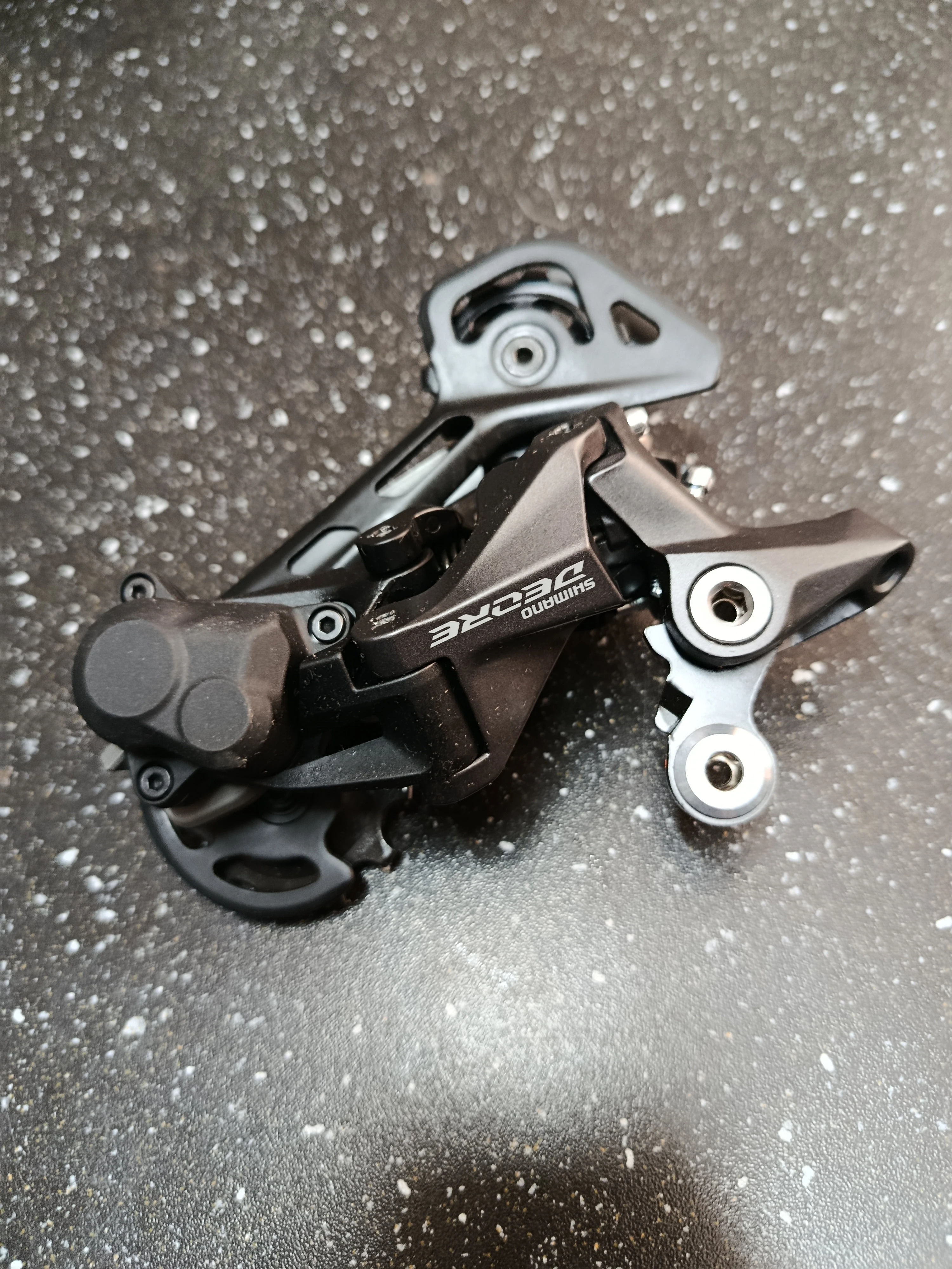 SHIMANO DEORE RD-M5120 SGS 10-11 UYUMLU ARKA VİTES ATTIRICI