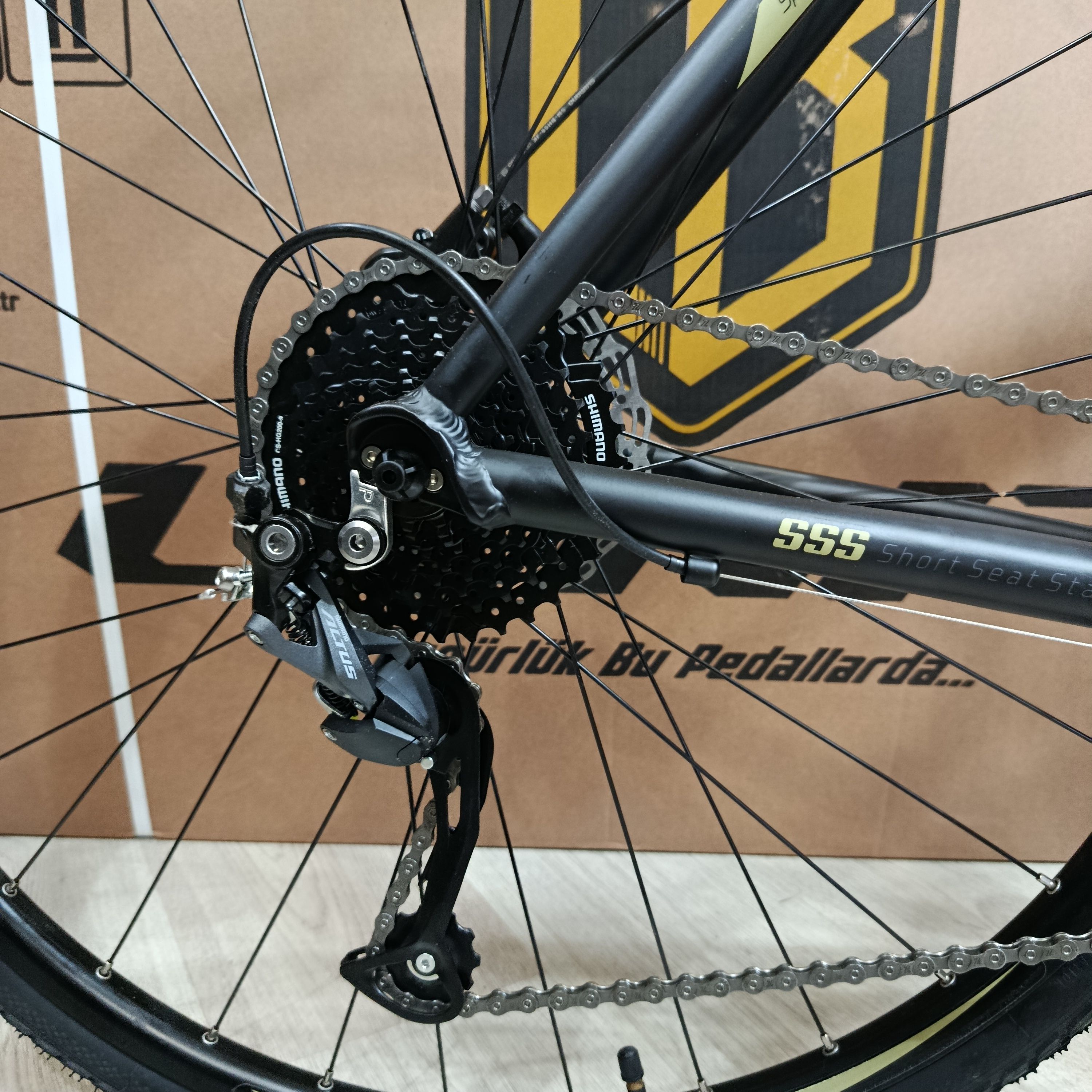 KRON SPX 300 28 JANT SHIMANO HİDROLİK DİSK FREN ŞEHİR BİSİKLETİ 