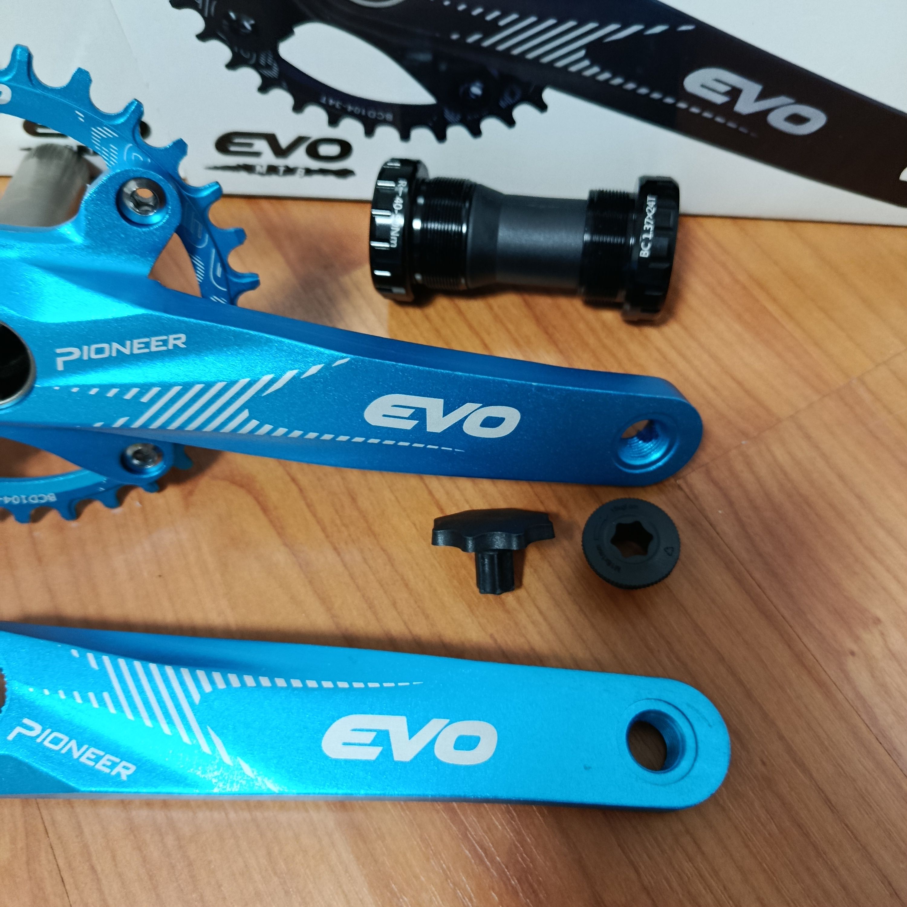 EVO AYNAKOL MAVİ 32T 170MM KOL HOLLOWTECH GÖBEK DAHİL