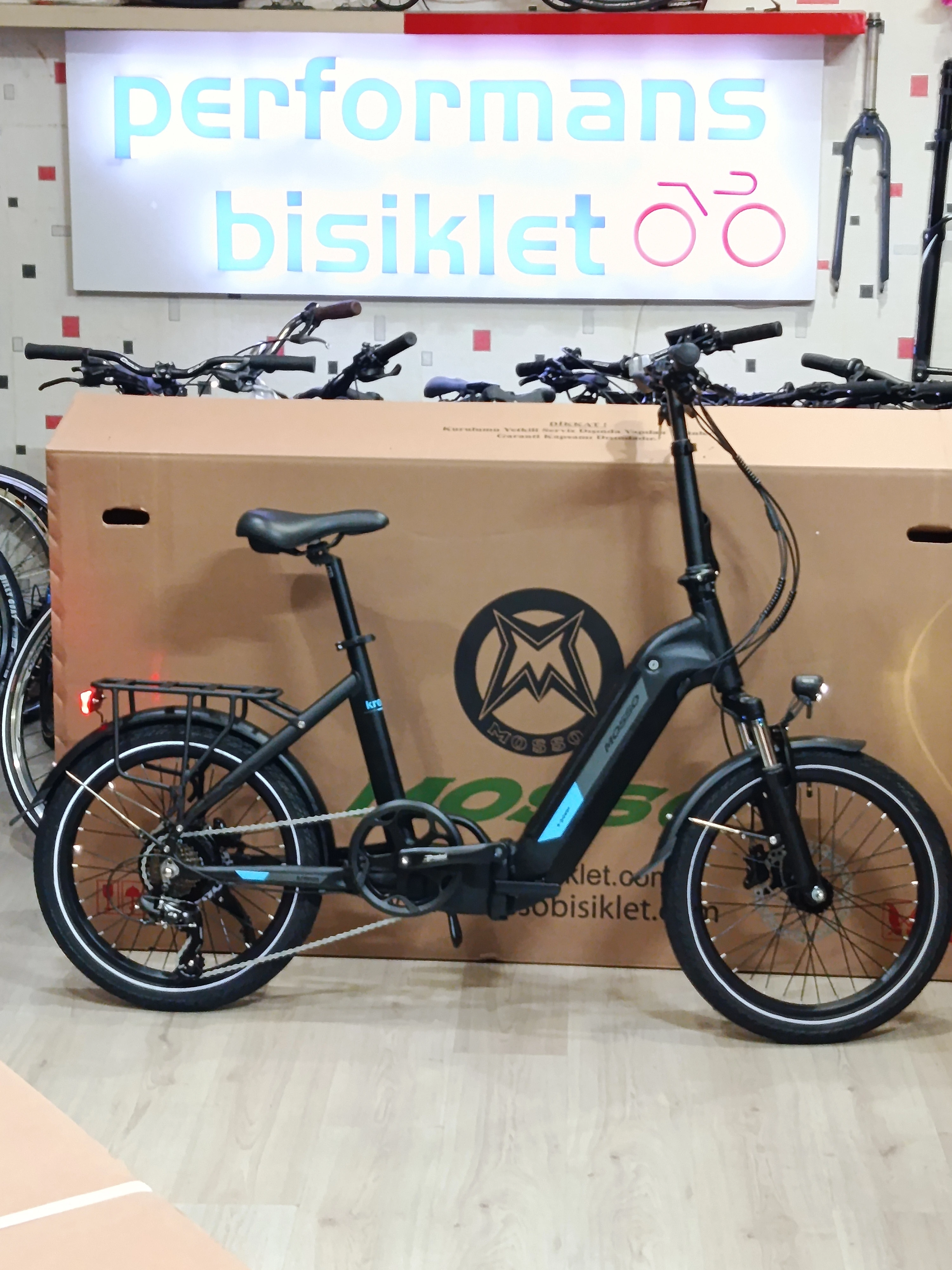MOSSO KRONOS ELEKTRİKLİ KATLANIR BİSİKLET SİYAH 20 JANT 36V250W 12.8AH BATARYA