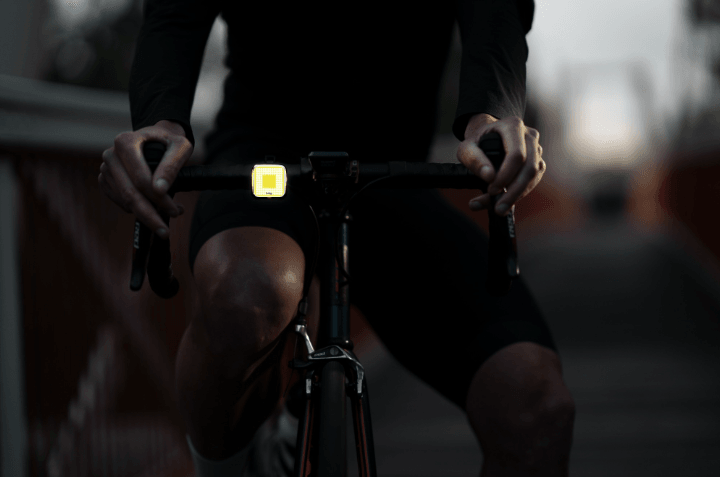 KNOG Far - Knog Blinder  Siyah, Şarjlı 200 Lümen