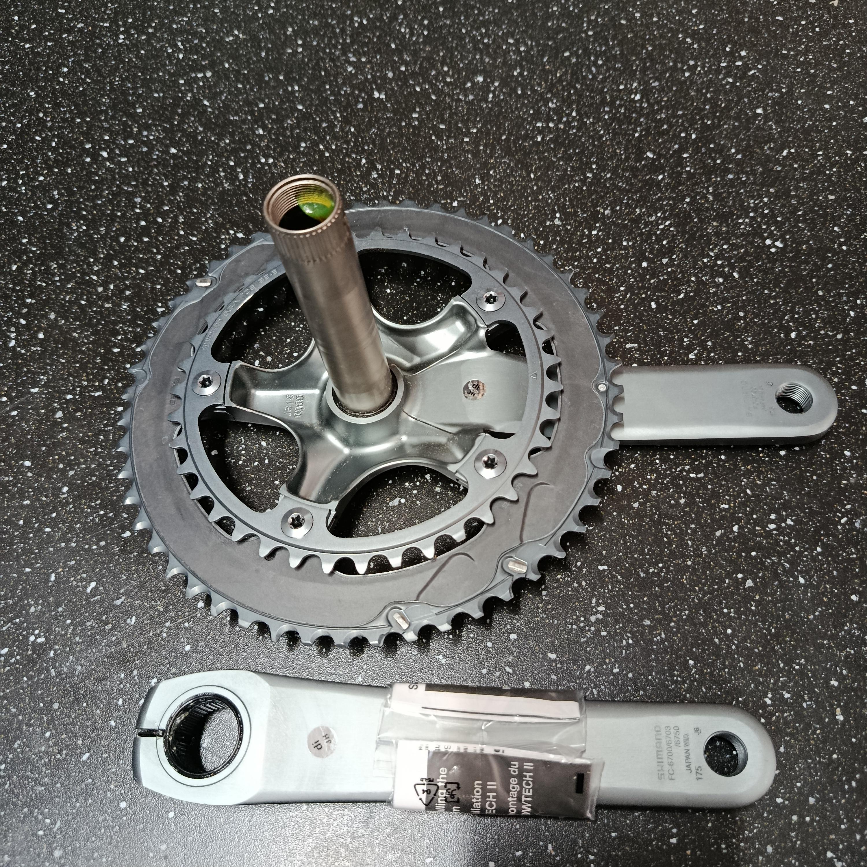 SHIMANO ULTEGRA FC-6700 10S 39-52 175 HOLLOWTECH GÖVEK UYUMLU