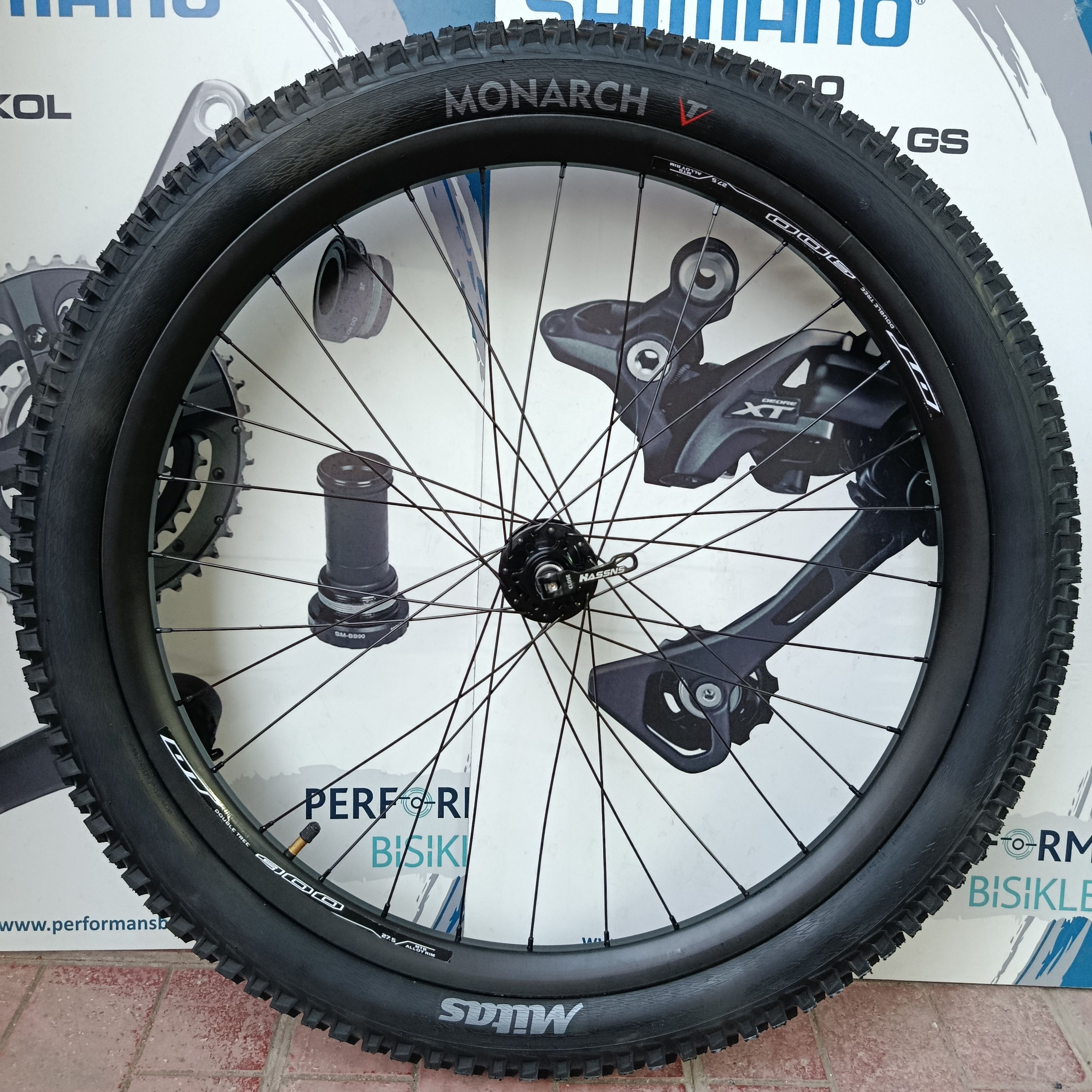 27,5 LASTİKLİ 27,5*2.60 ARKA HASSNS PRO7 JANT MACH1 FRANSIZ TEL+BAŞ 40MM DİSK JANT