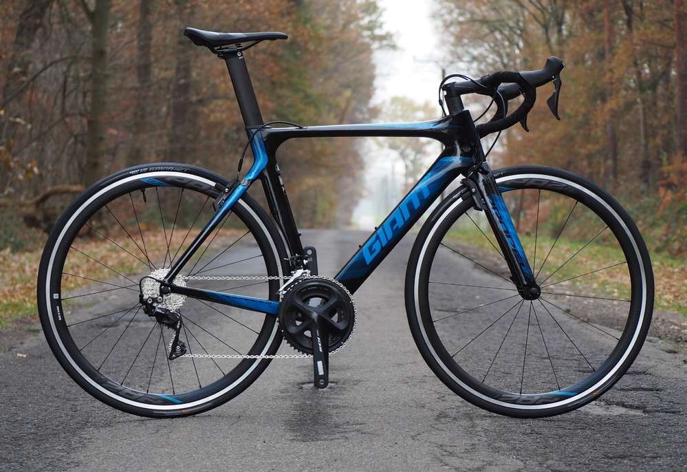 Giant Propel Advanced UCI 2 Karbon XL Beden 60cm 189cm-199cm Boy Aralığı / Bisiklet