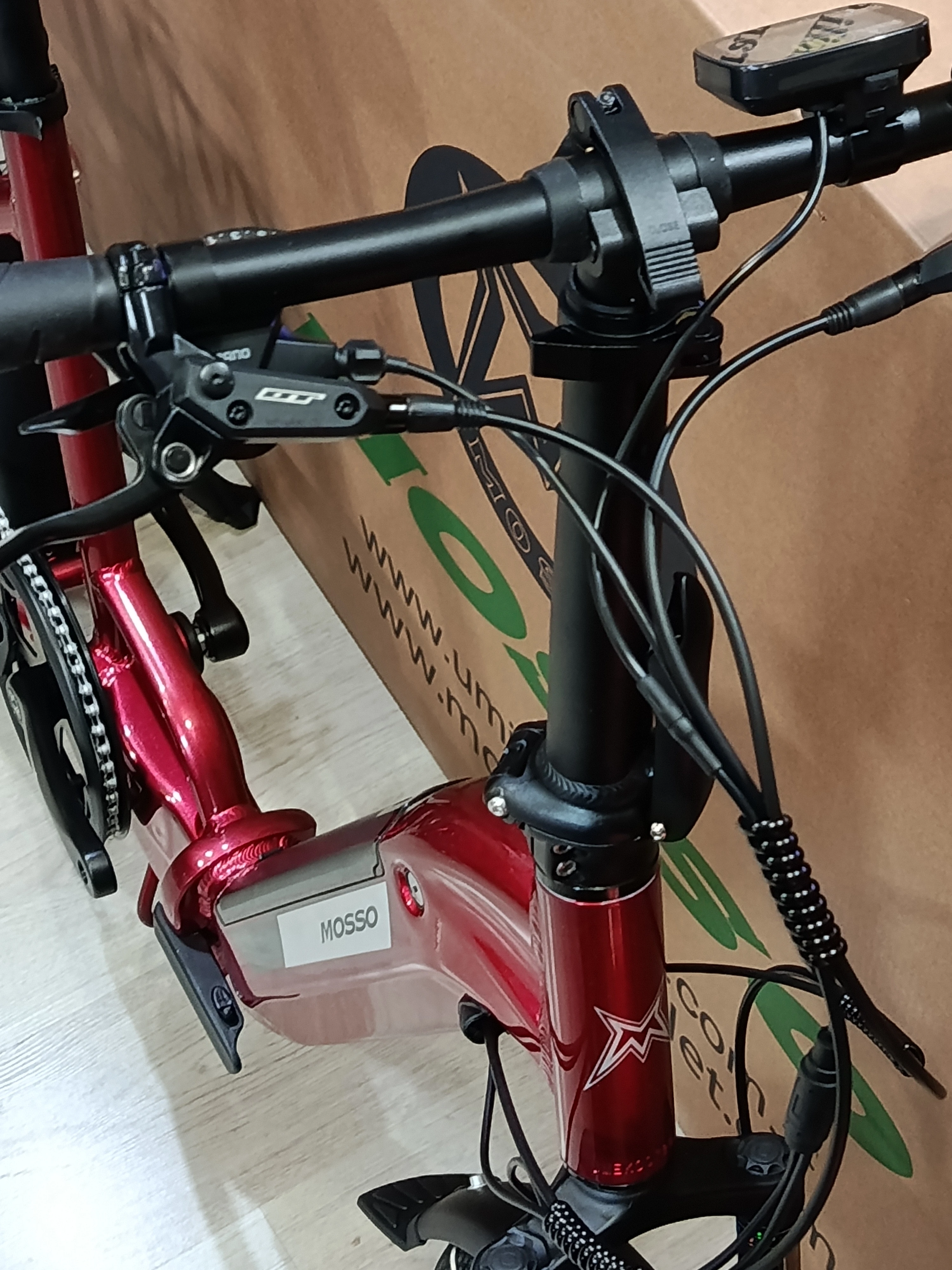 MOSSO KRONOS ELEKTRİKLİ KATLANIR BİSİKLET 20 JANT 36V250W 12.8AH BATARYA