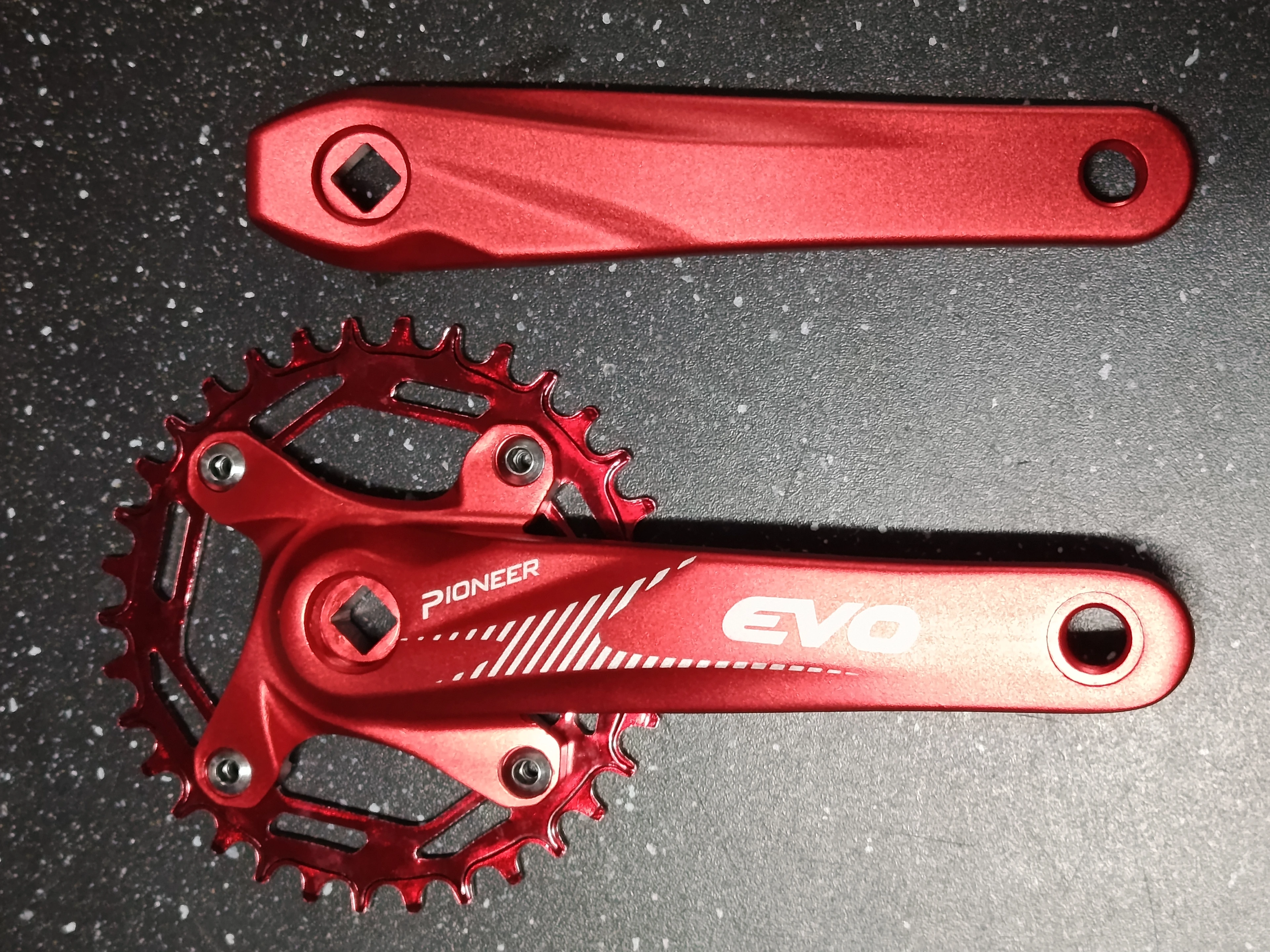 EVO  Aynakol -KIRMIZI  34T, 170 mm, Alüminyum