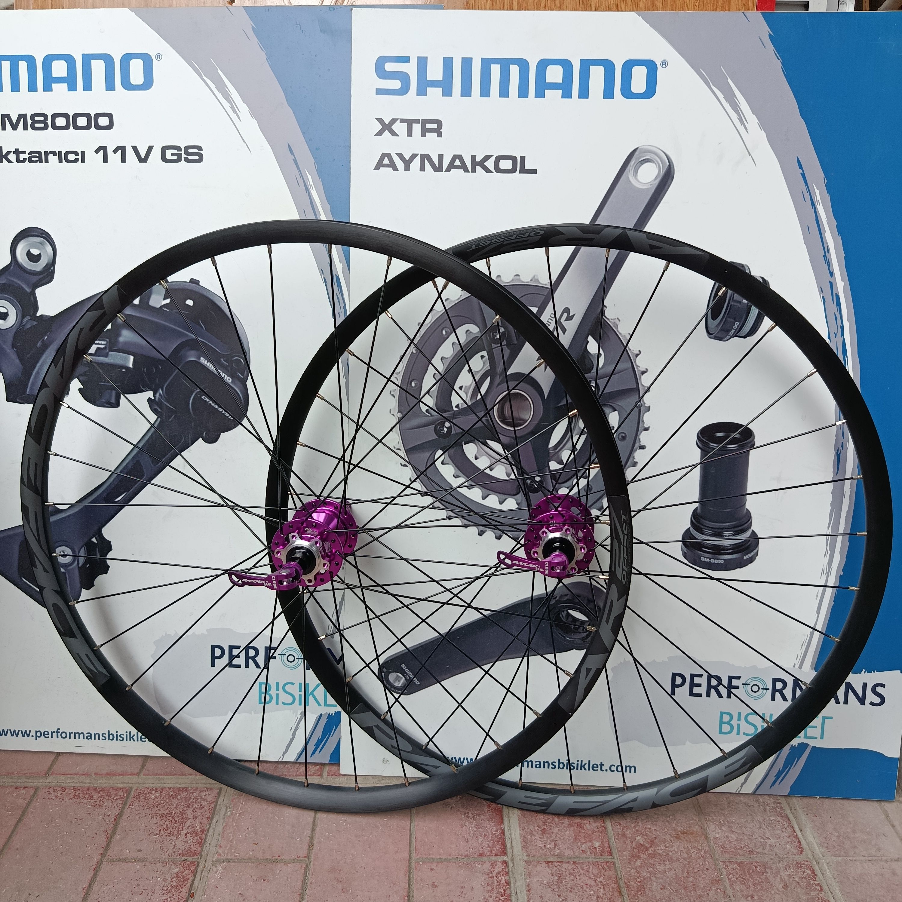 RACEFACE R27 JANT 27,5 ÖN ARKA SET MOR RENK PASAK RULMANLI YÜKSEK HUB SESİ 