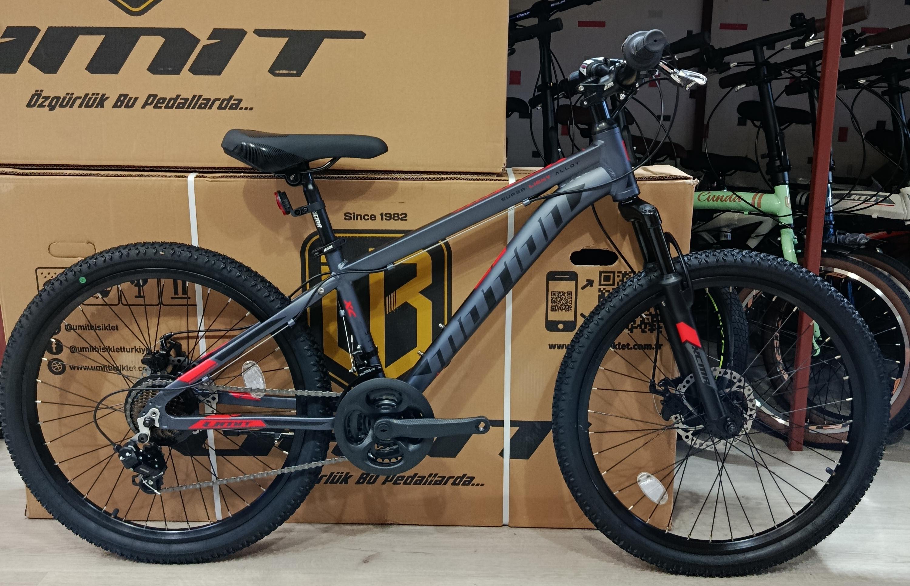 
ÜMİT 2478 MOTION 24 JANT 2D DİSK FREN SHIMANO 21 VİTES ALUMINYUM BİSİKLET SİYAH KIRMIZI 