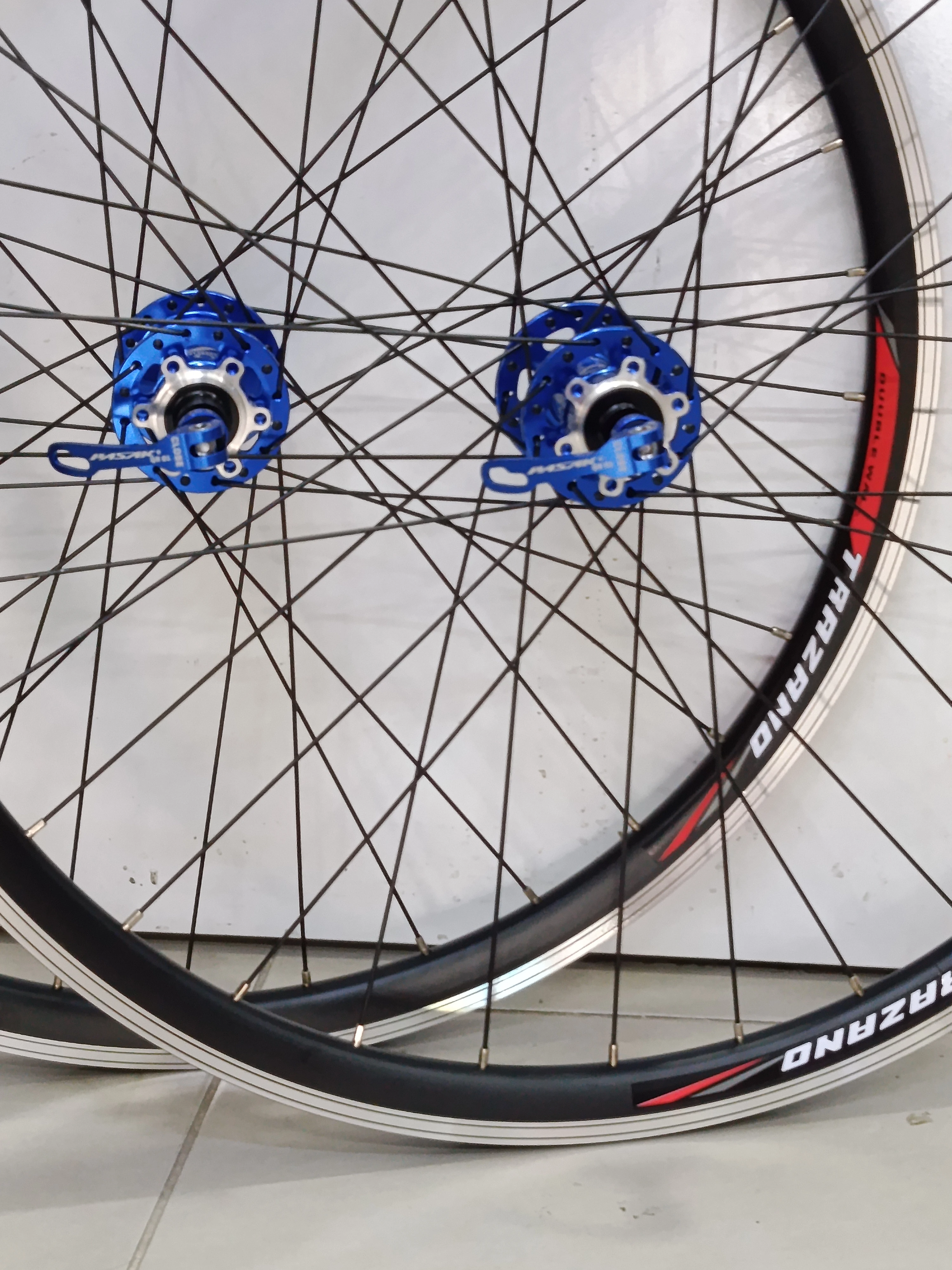 27,5 PASAK MAVİ ÖN-ARKA DİSK+V FREN UYUMLU YÜKSEK HUB SESİ JANT SETİ 