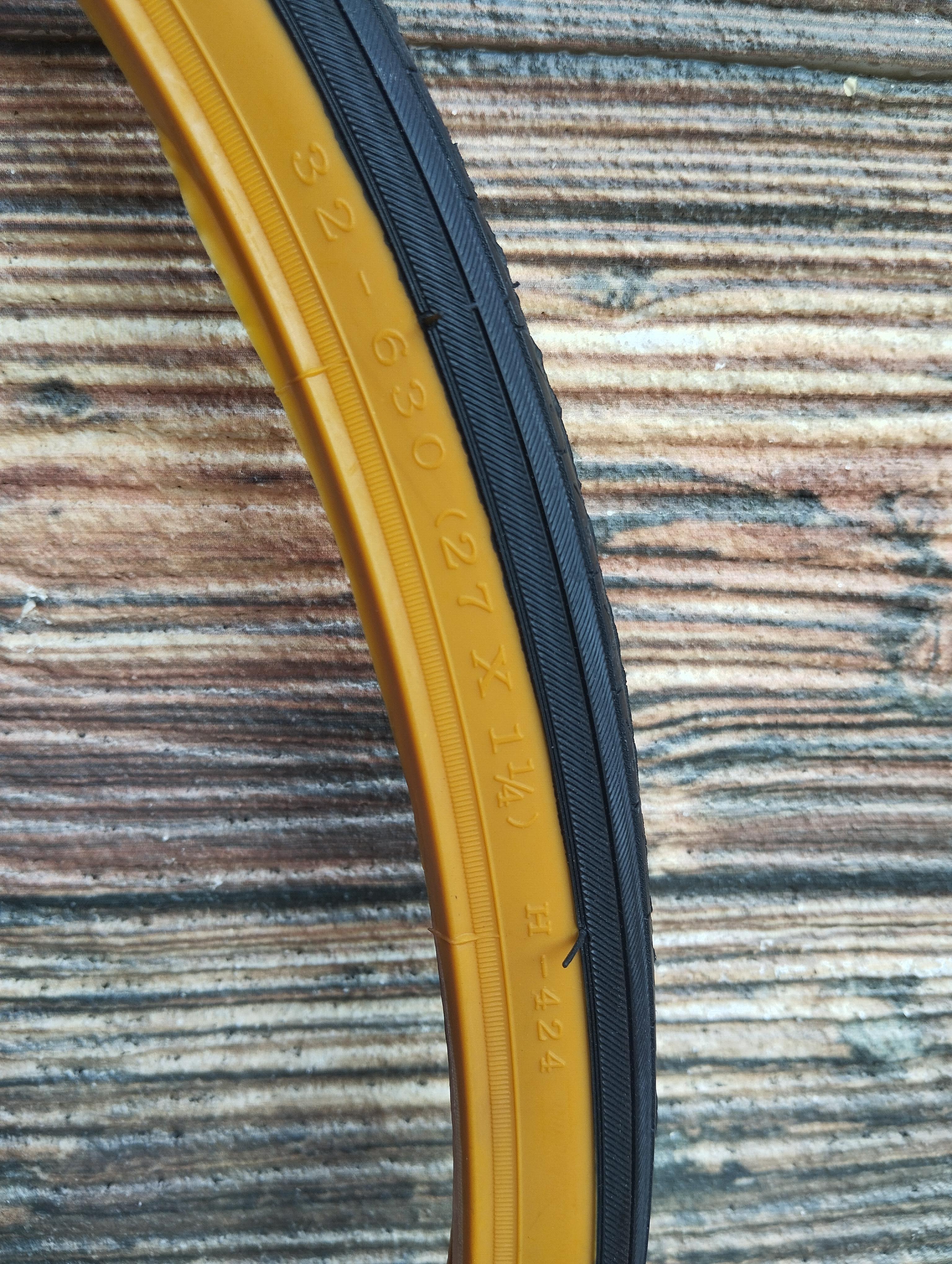 Trazano Dış Lastik 32-630 27*1 1/4 [27] Amber Yanaklı