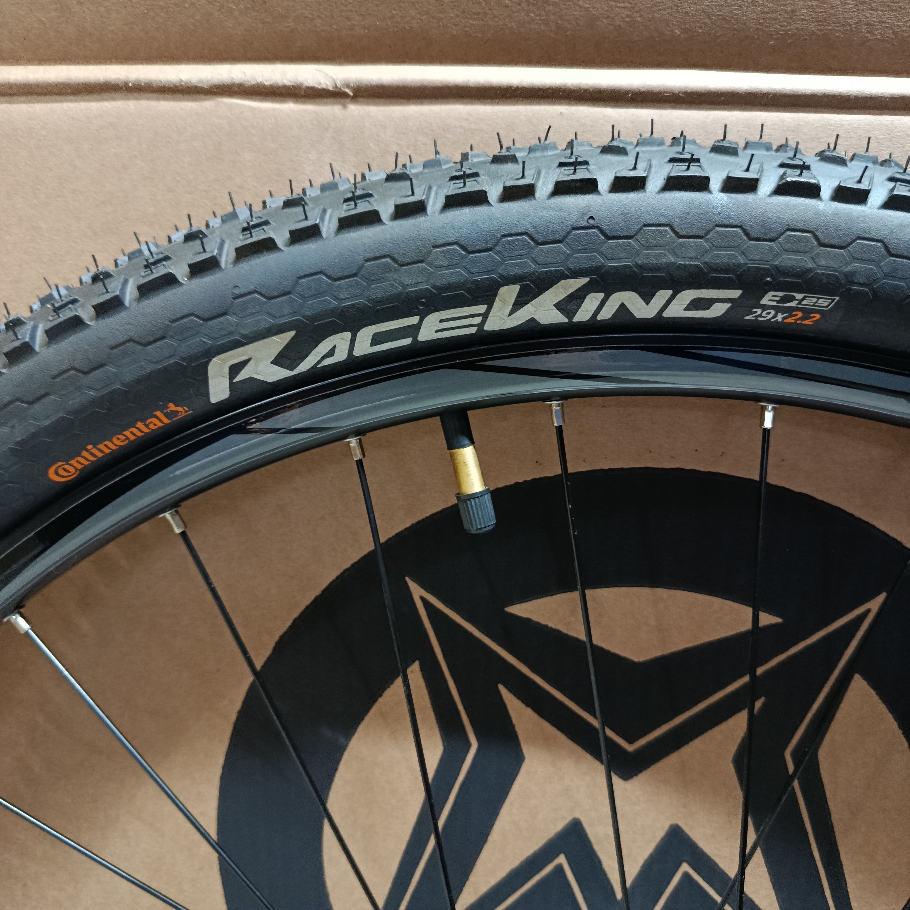 29 ÖN CONTİNENTAL 29*2.2 LASTİK DİSK JANT SHIMANO DEORE HB-M6000 GÖBEKLİ