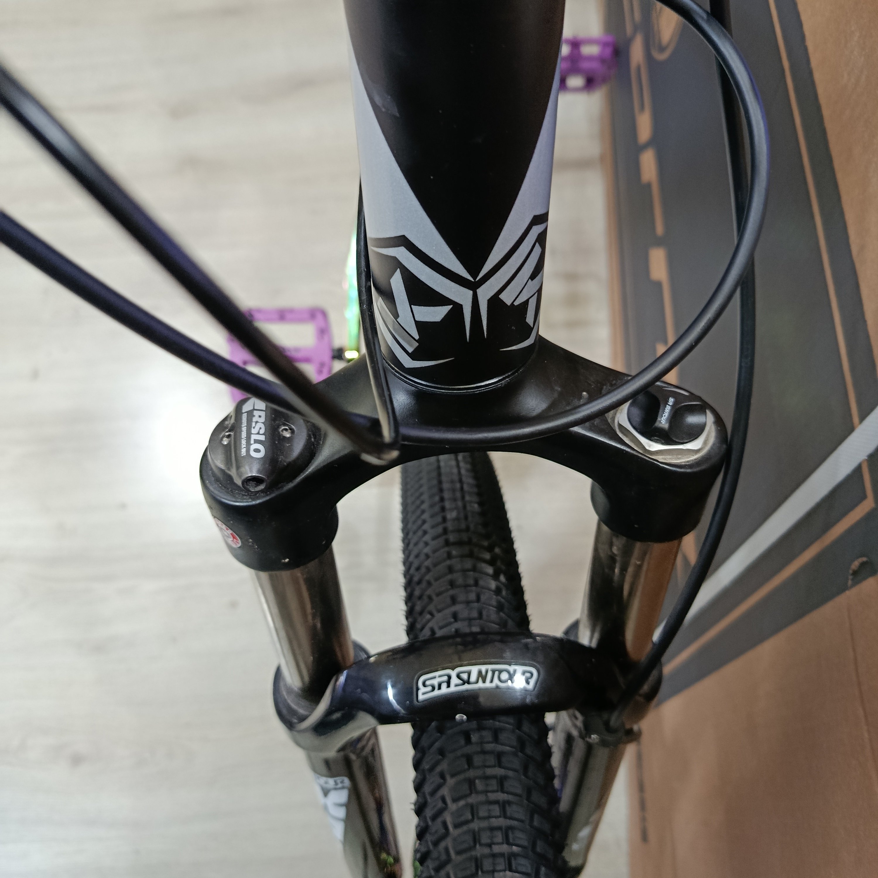 Kron 26 Hassns pro7 Havalı Amortisör Schwalbe Lastikler Çivili Pedallar