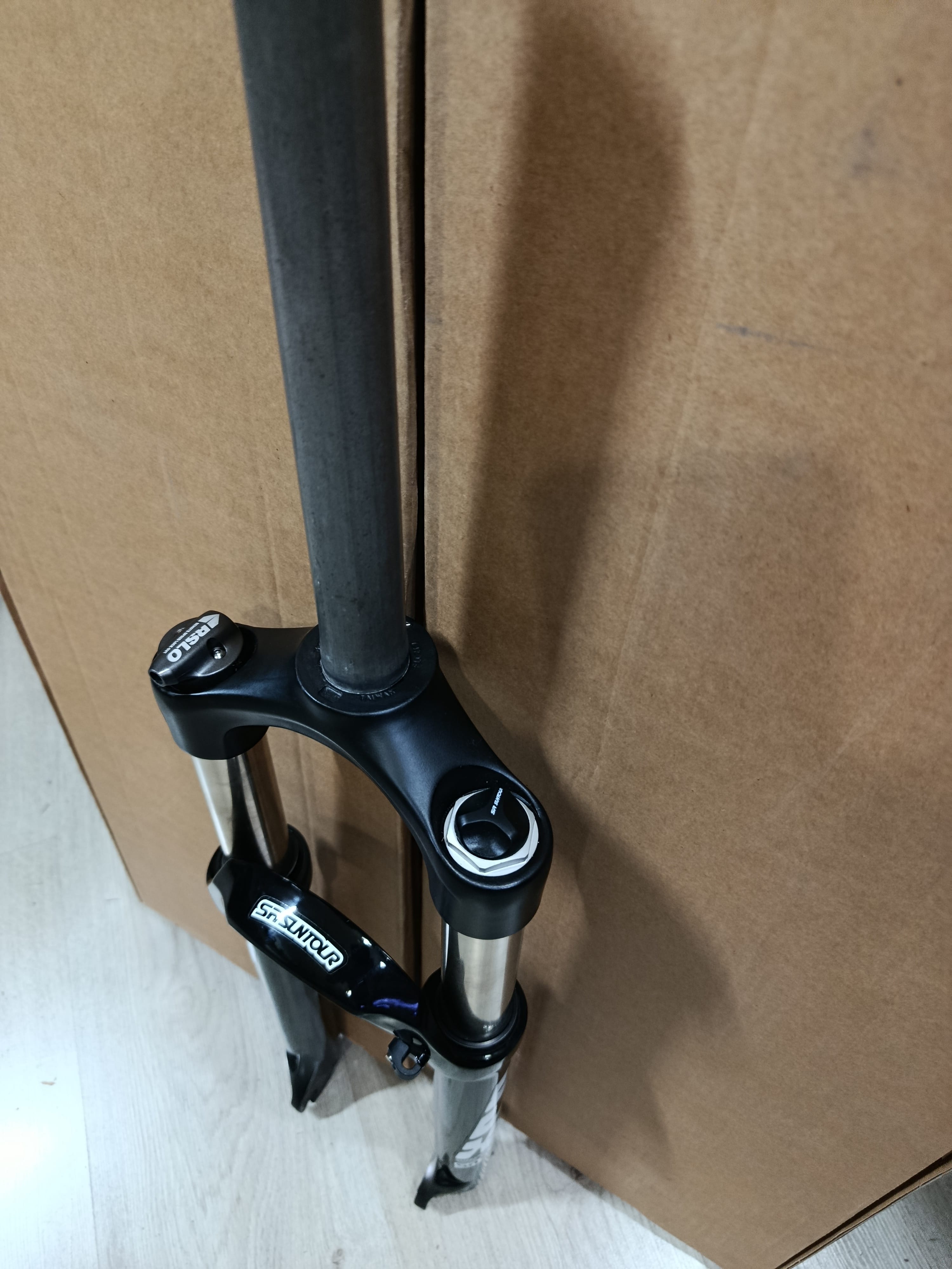 Suntour XCR HAVALI 26 DİSK UYUMLU 110MM 32 MAGNEZYUM BİSKLET ÖN AMORTİSÖR 