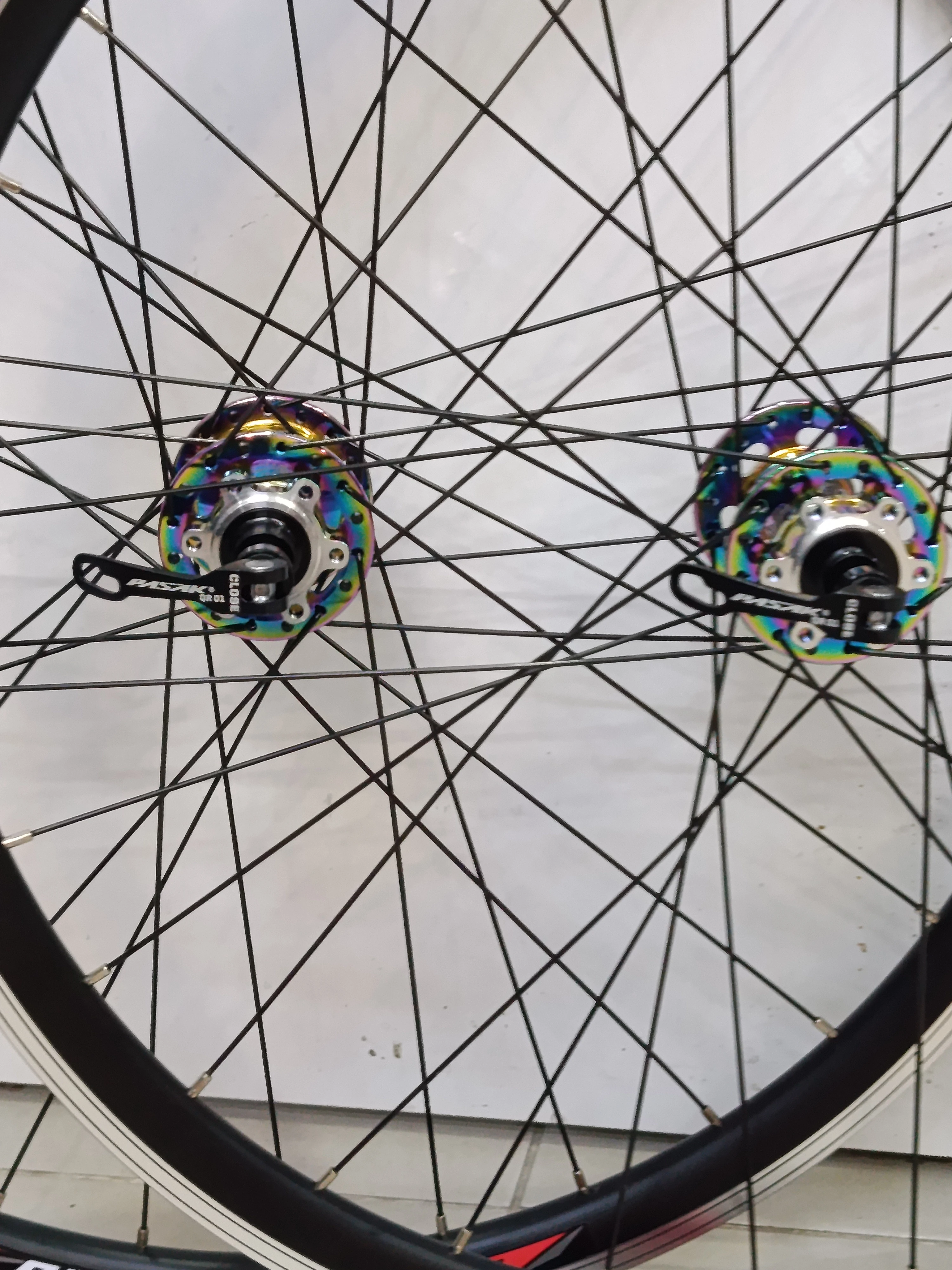 27,5 ÖN-ARKA PASAK GÖBEKLİ RAİNBOW RENK JANT DİSK+V FREN UYUMLU YÜKSEK HUB SESİ