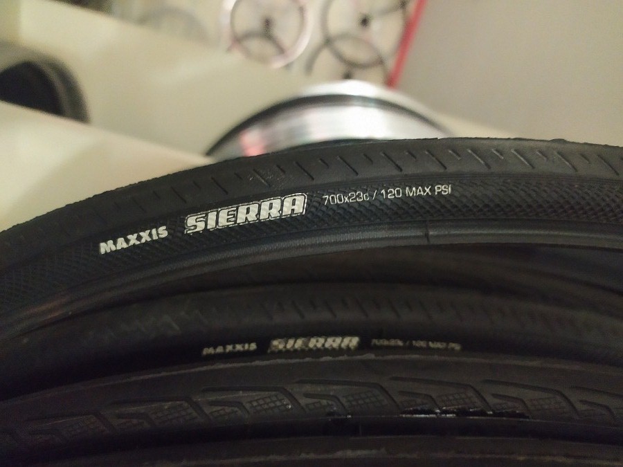 Maxxis Sierra 28-700*23 Dış Lastik Telsiz / Bisiklet