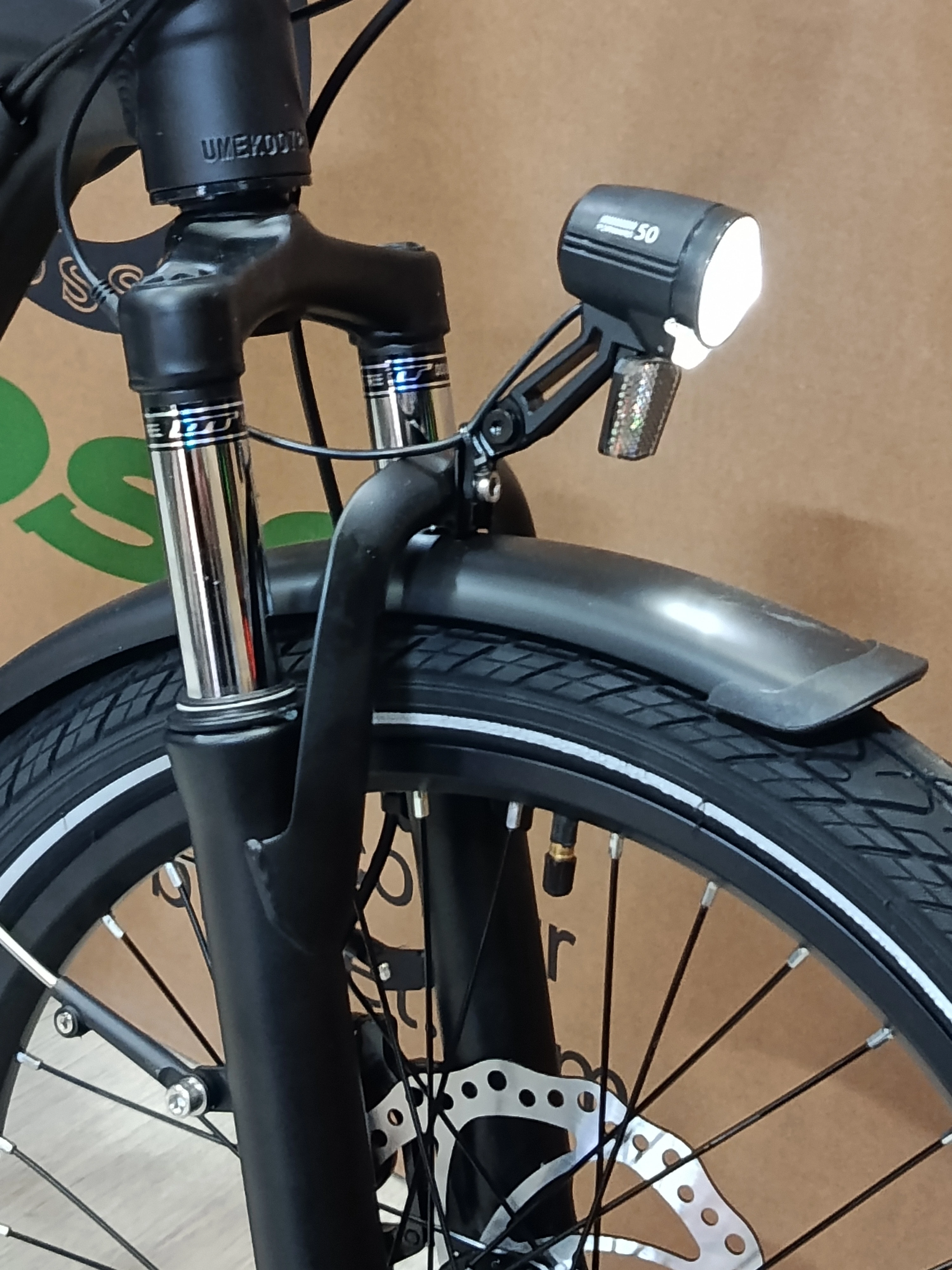 MOSSO KRONOS ELEKTRİKLİ KATLANIR BİSİKLET SİYAH 20 JANT 36V250W 12.8AH BATARYA