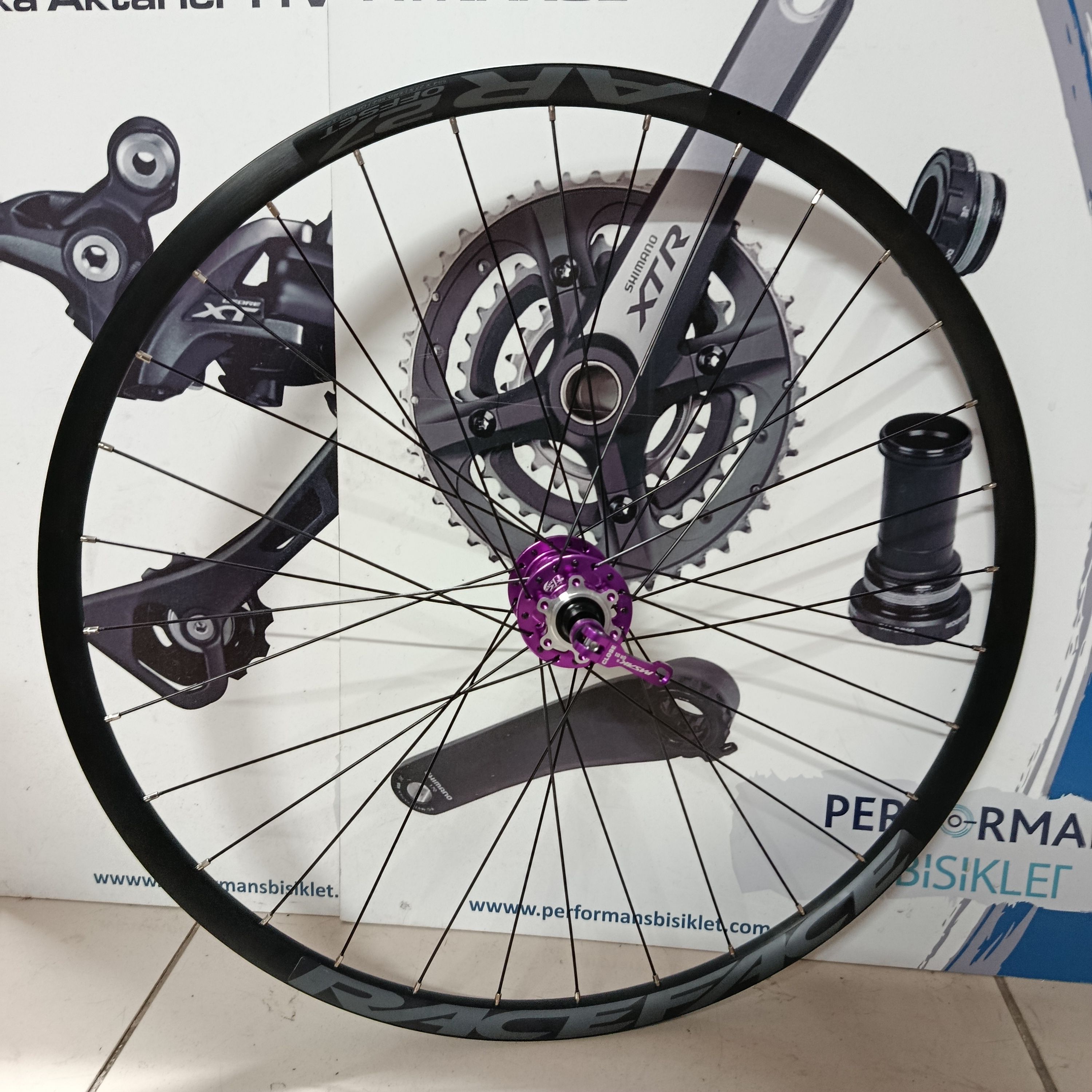 RACEFACE R27 JANT 27,5 PASAK GÖBEK RENK MOR  DİSK ARKA JANT