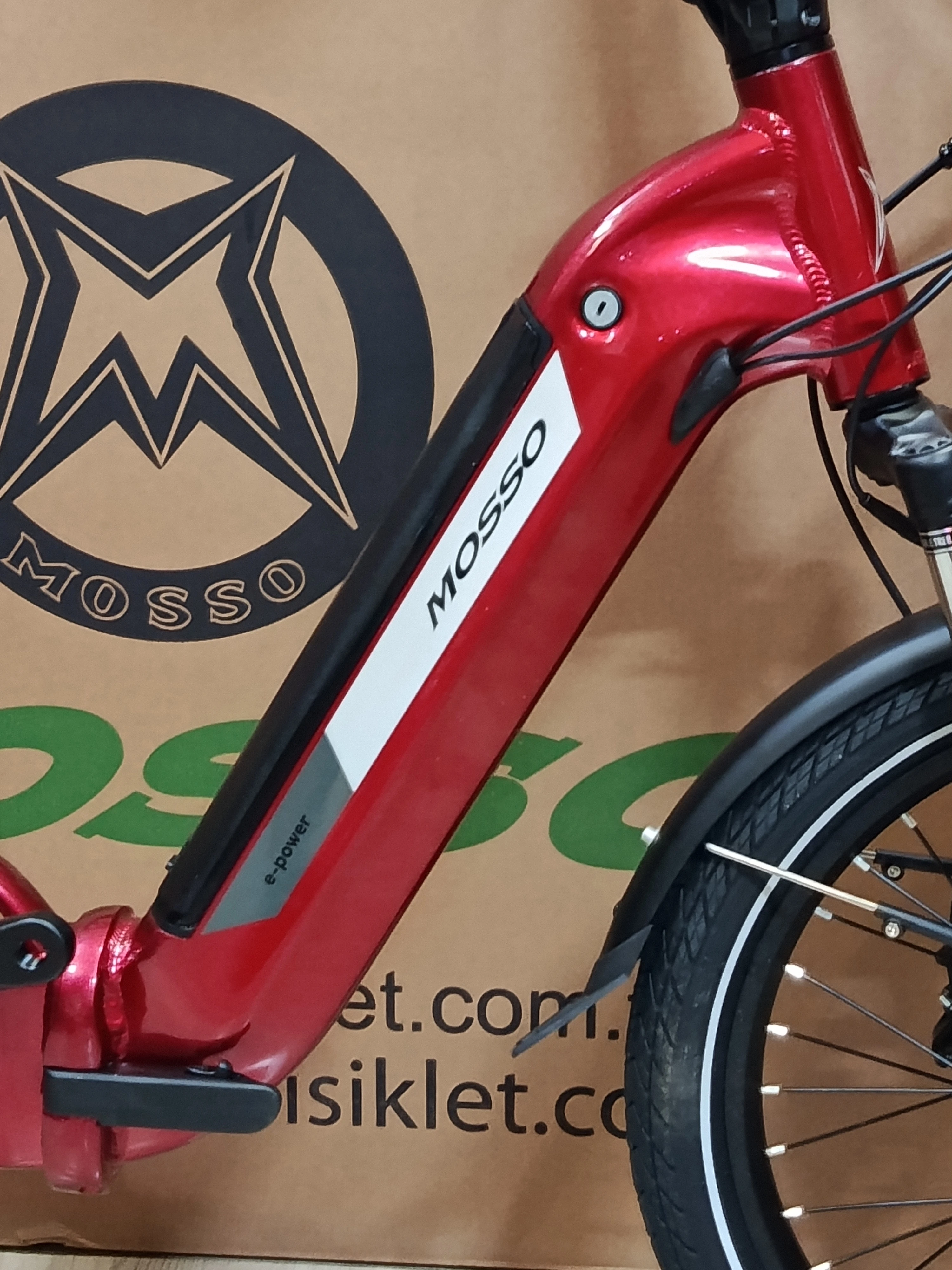 MOSSO KRONOS ELEKTRİKLİ KATLANIR BİSİKLET 20 JANT 36V250W 12.8AH BATARYA