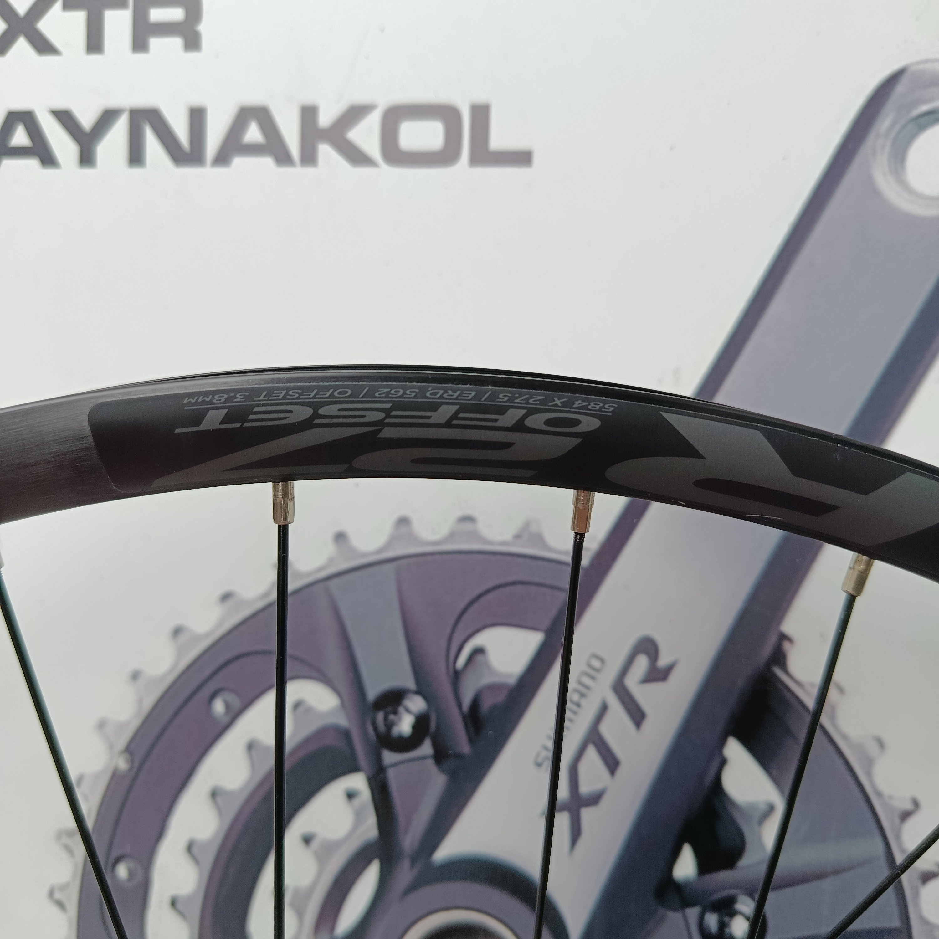 RACEFACE R27 JANT 27,5 PASAK GÖBEK MOR DİSK ÖN JANT